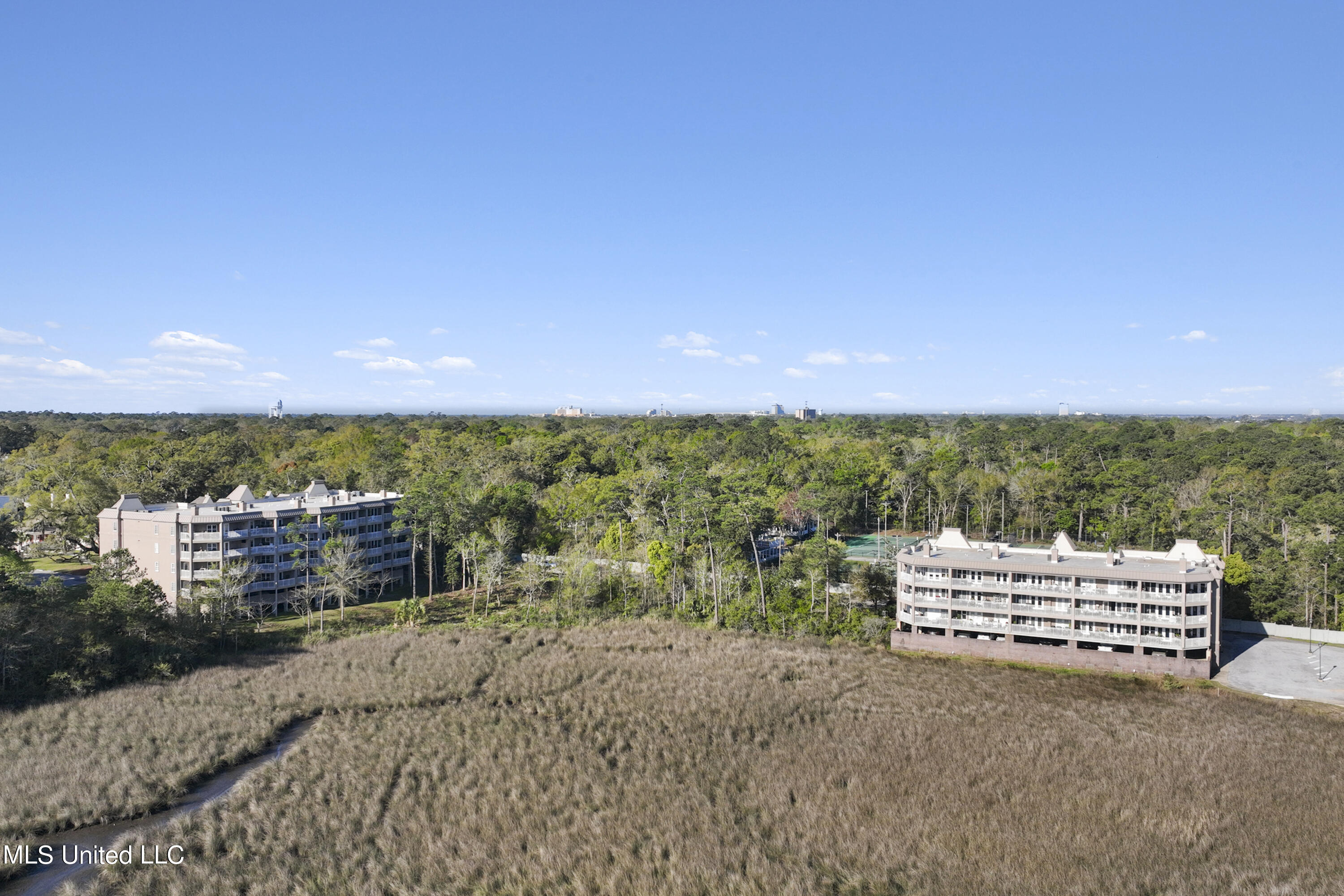 426 Elegans Court, 426