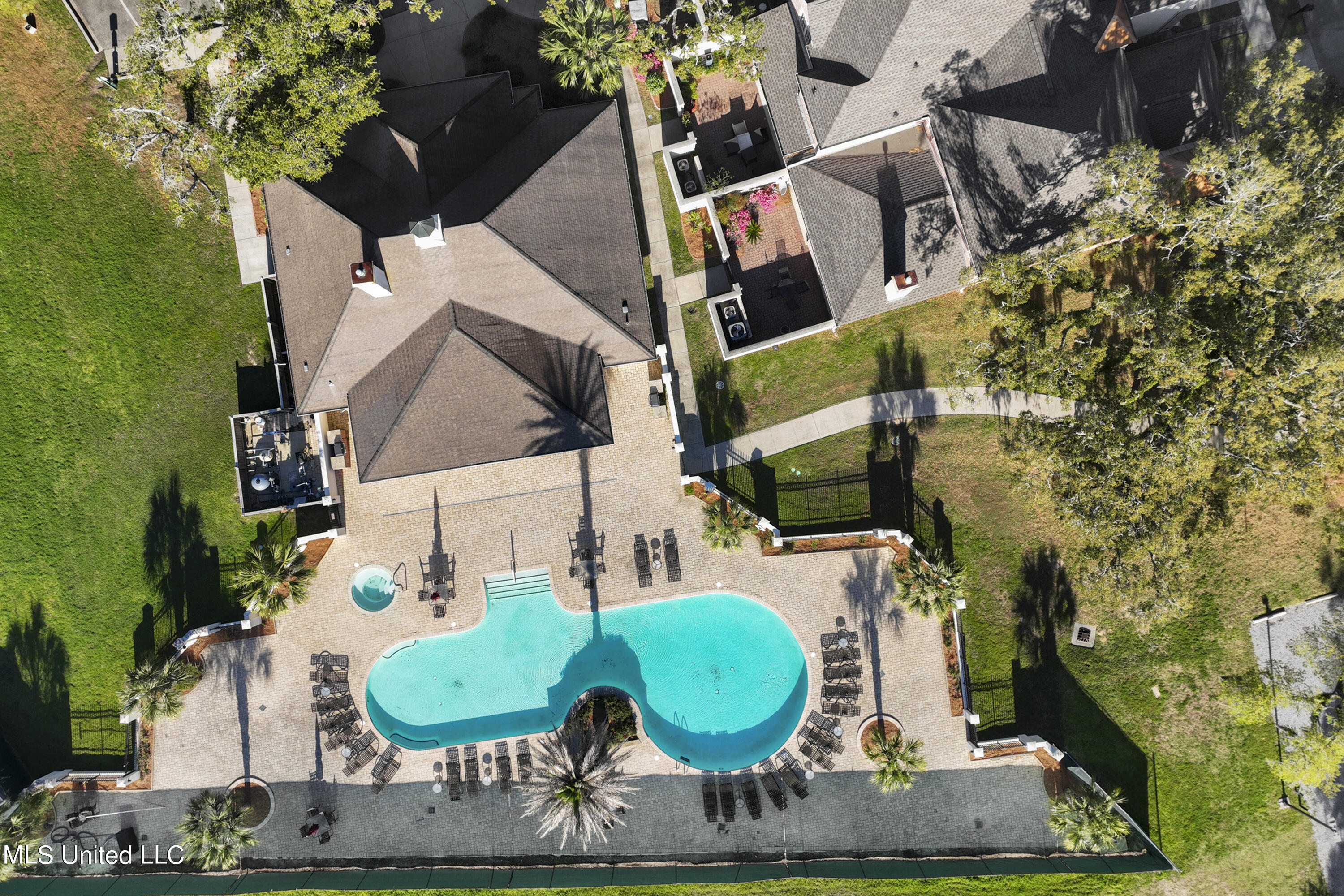 426 Elegans Court, 426