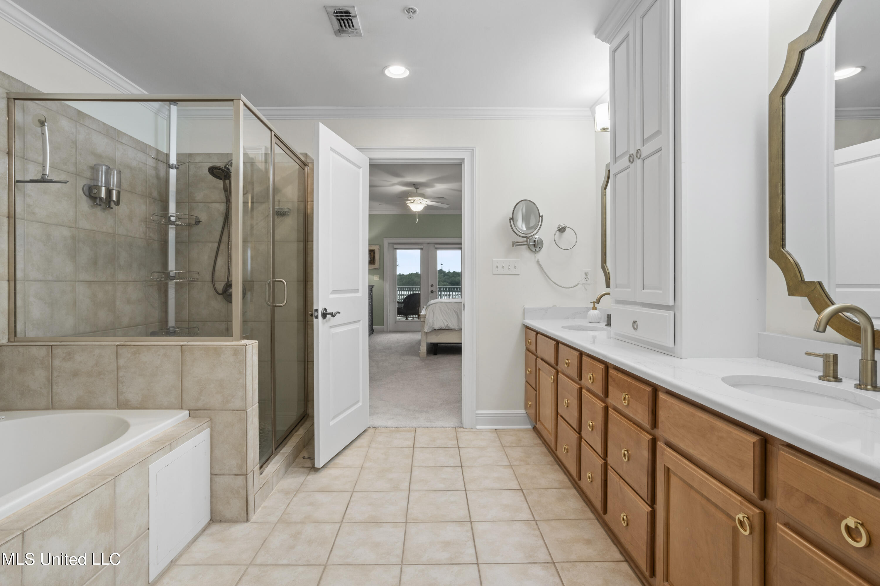 426 Elegans Court, 426