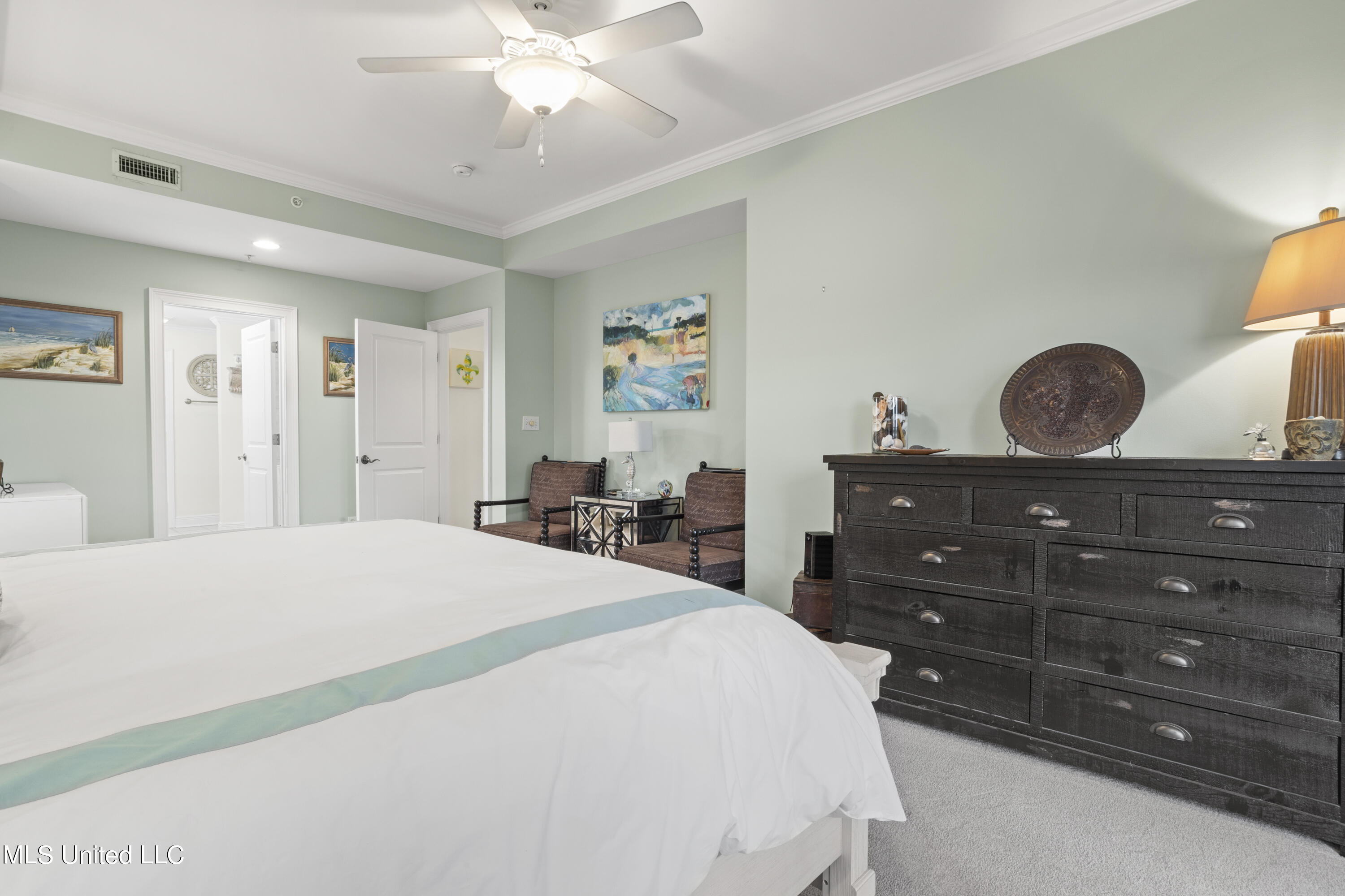 426 Elegans Court, 426