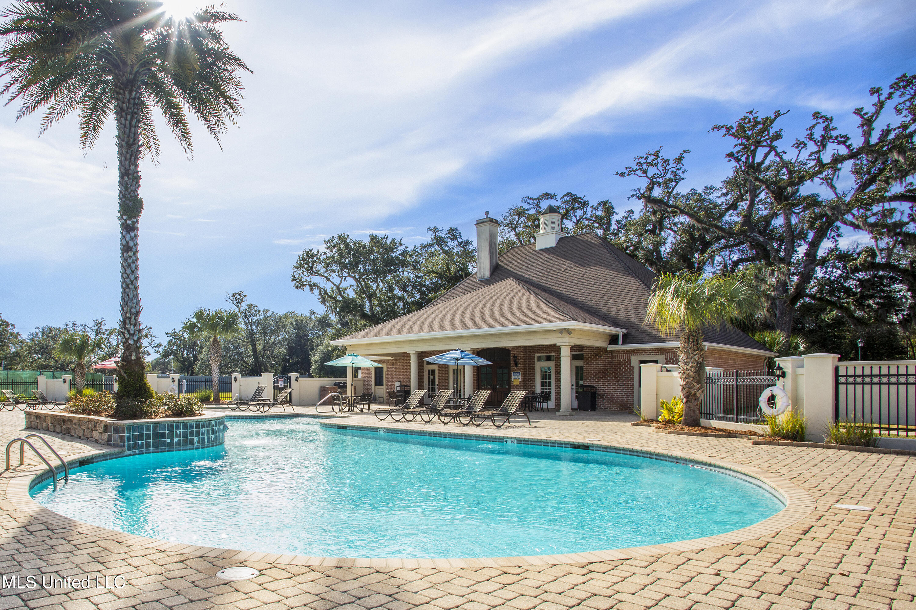 426 Elegans Court, 426