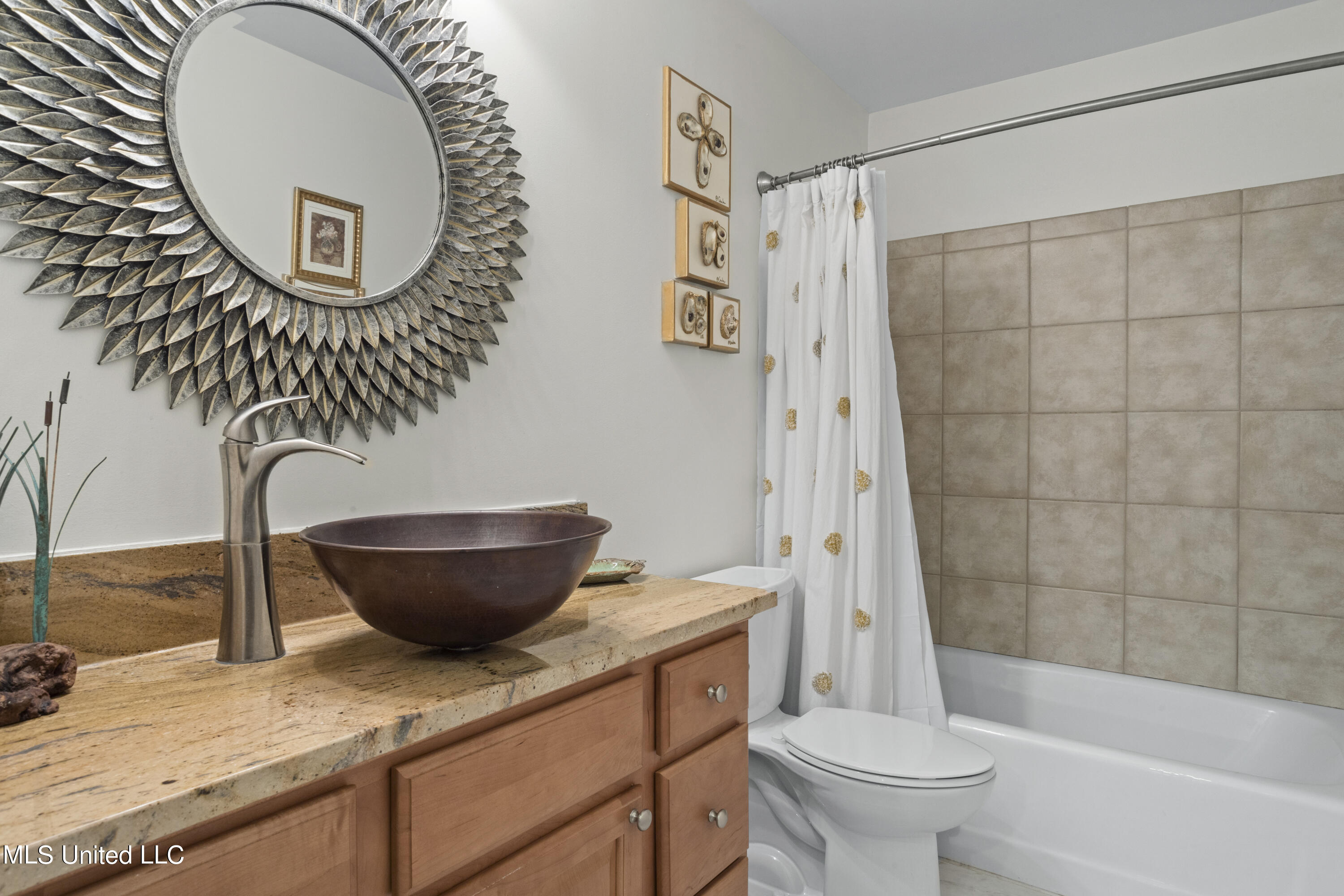 426 Elegans Court, 426