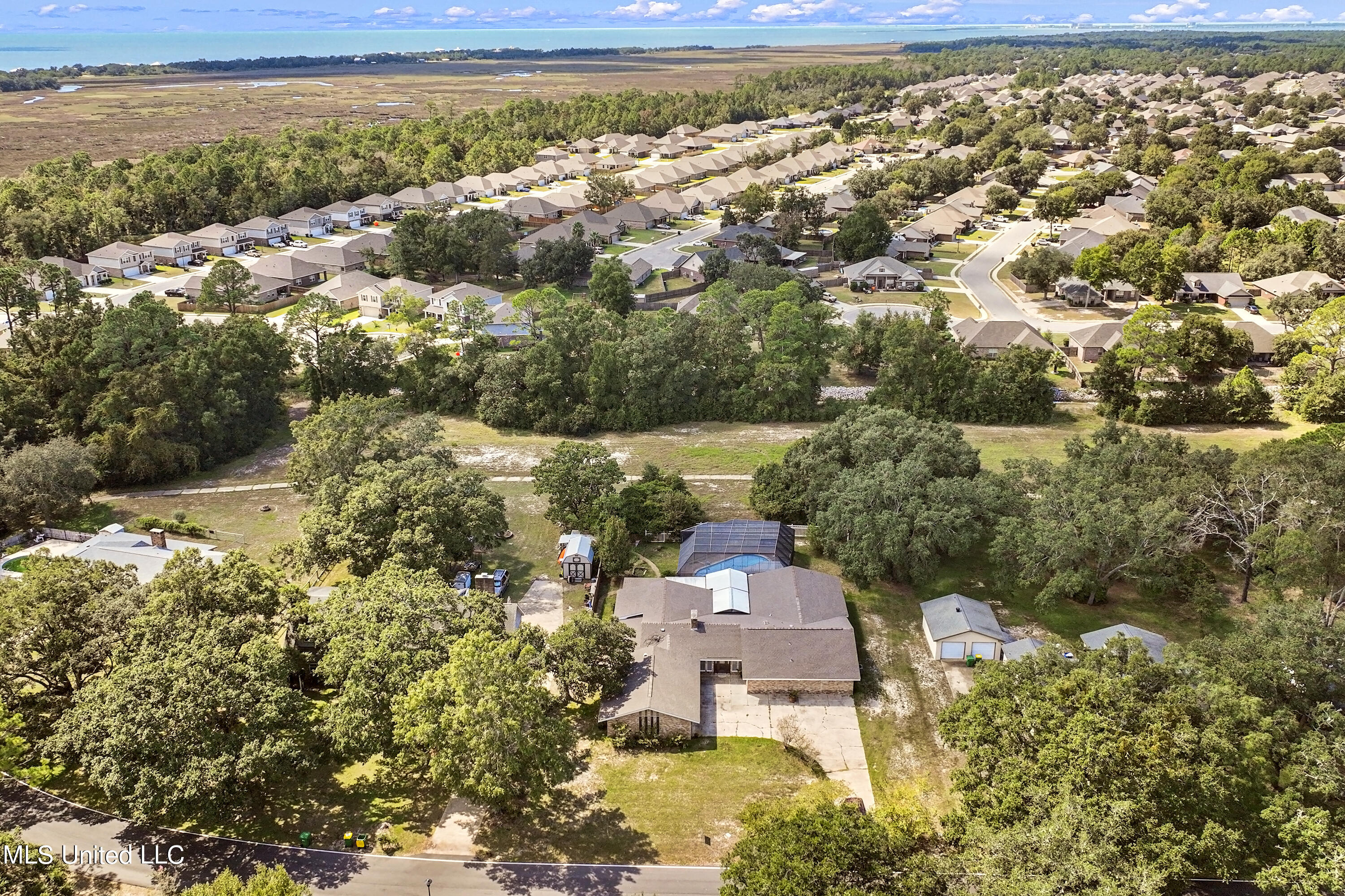 105 St Andrews Drive