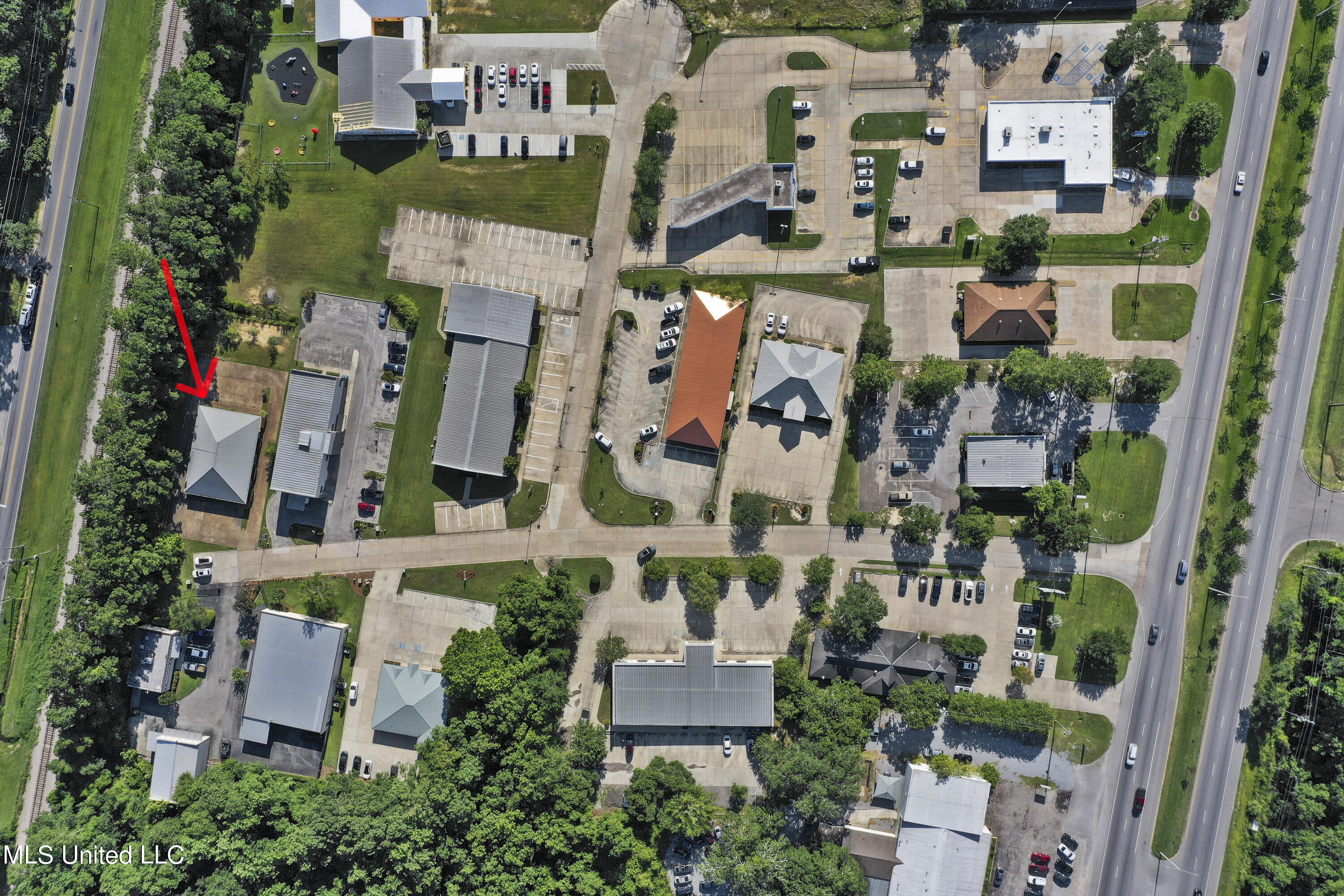 996 N Halstead Road