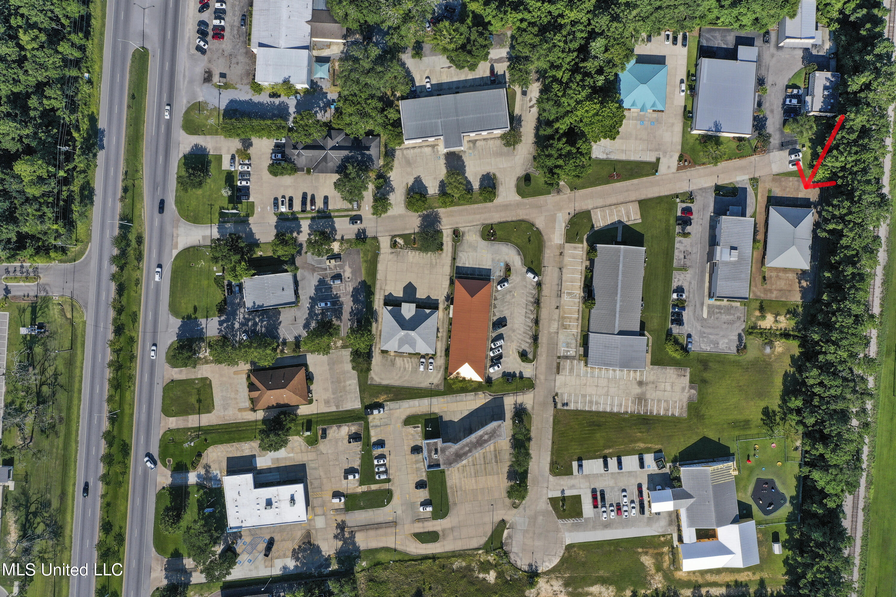 996 N Halstead Road