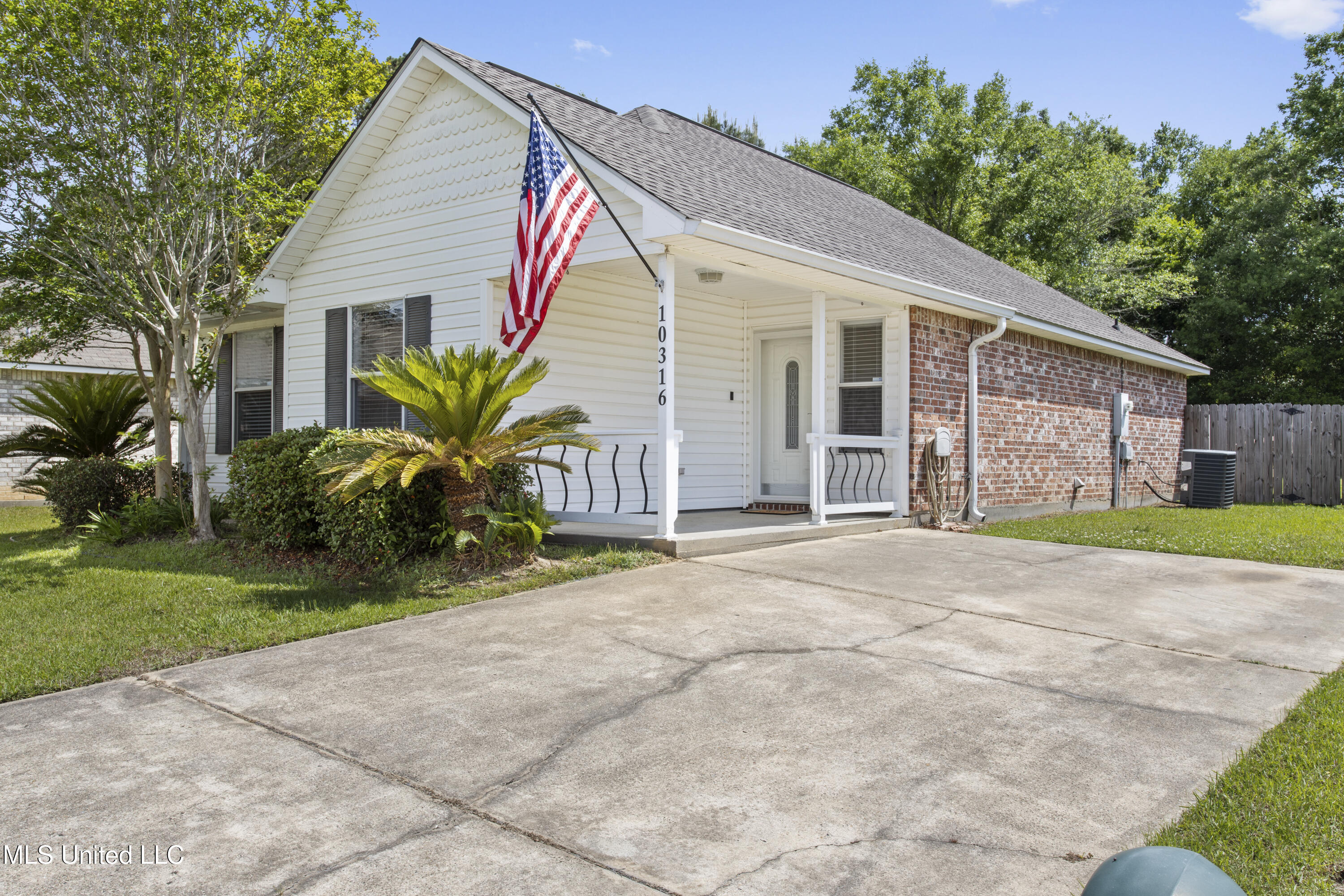 10316 Cottage Court, D'Iberville