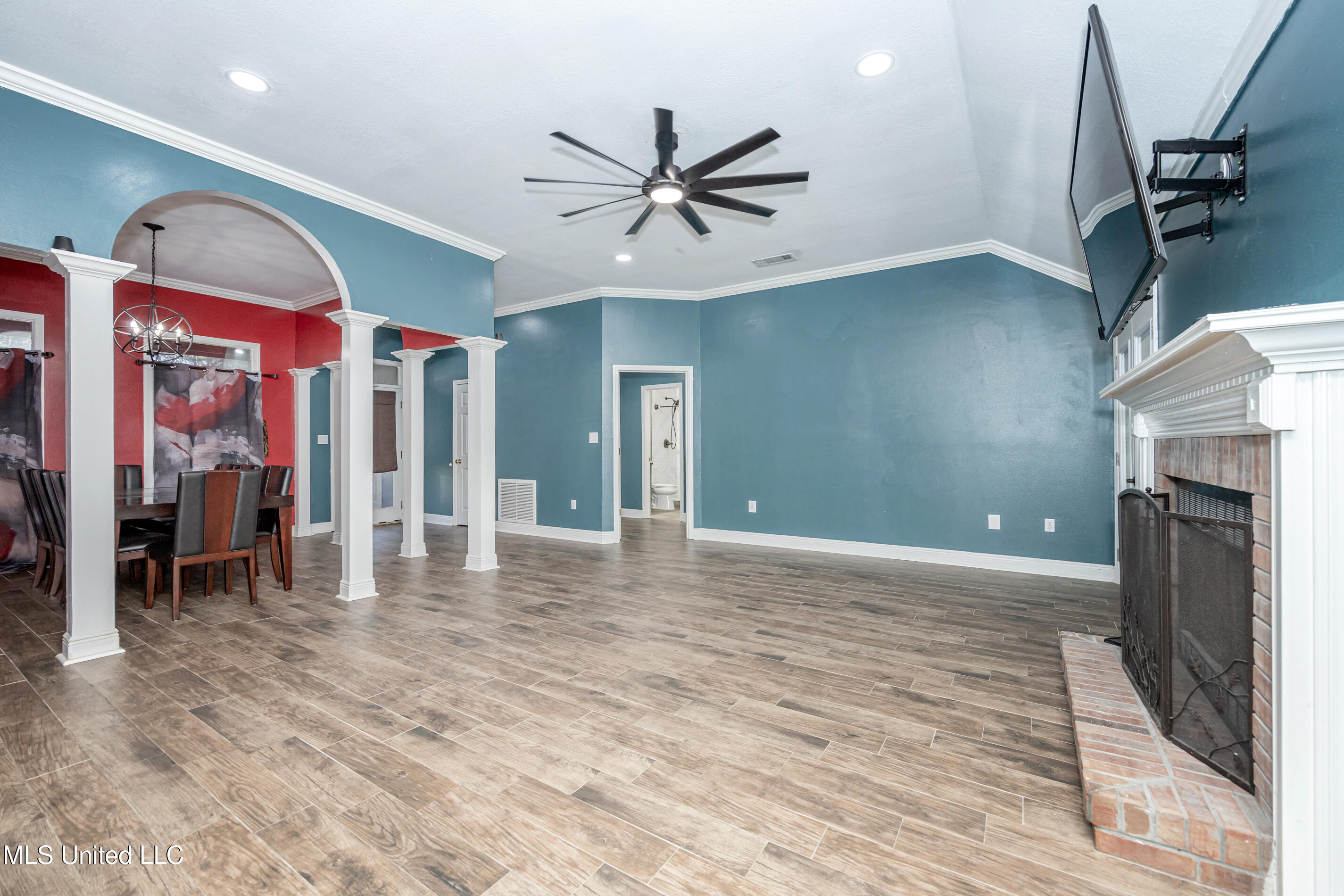 221 Tantallon Drive