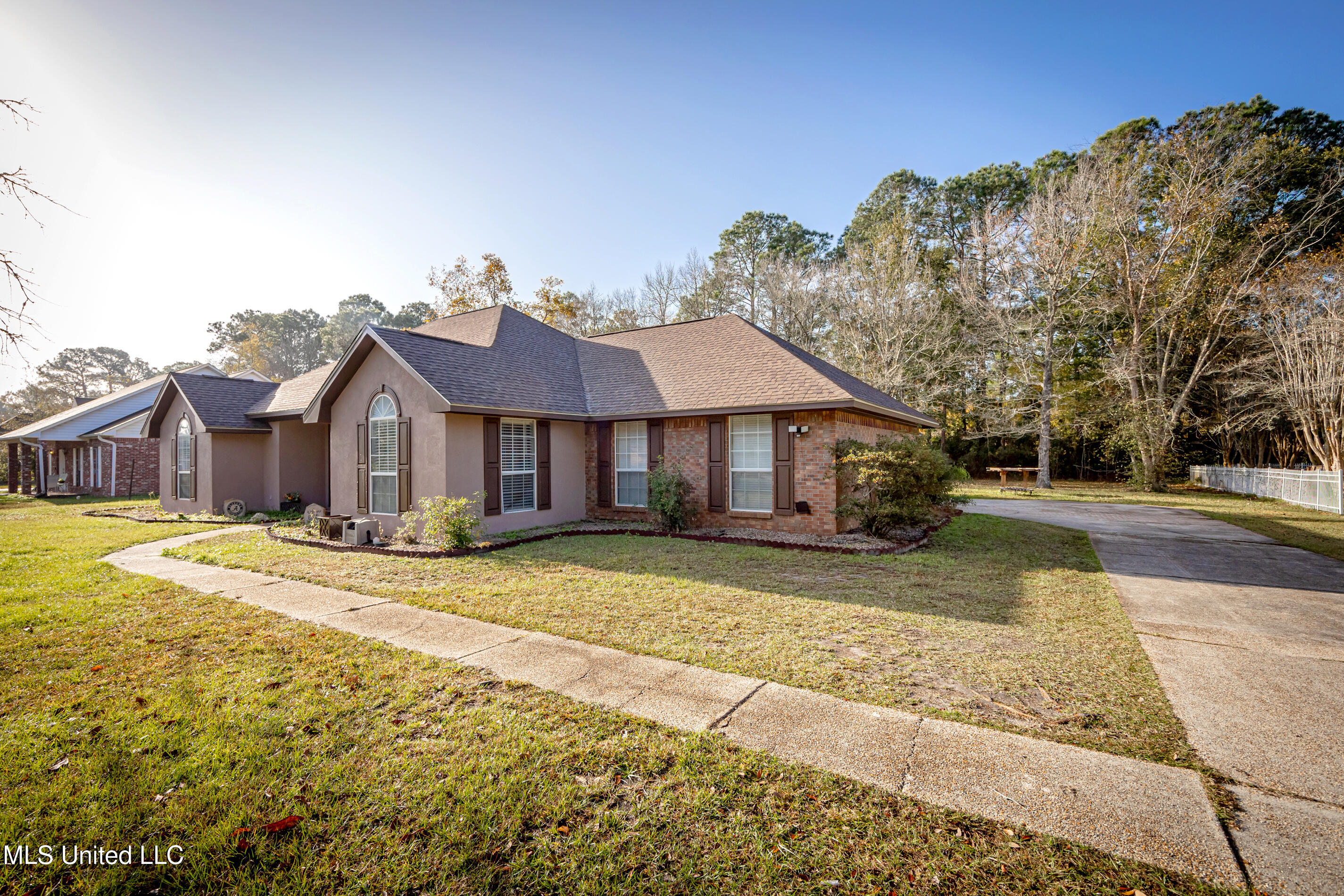 221 Tantallon Drive