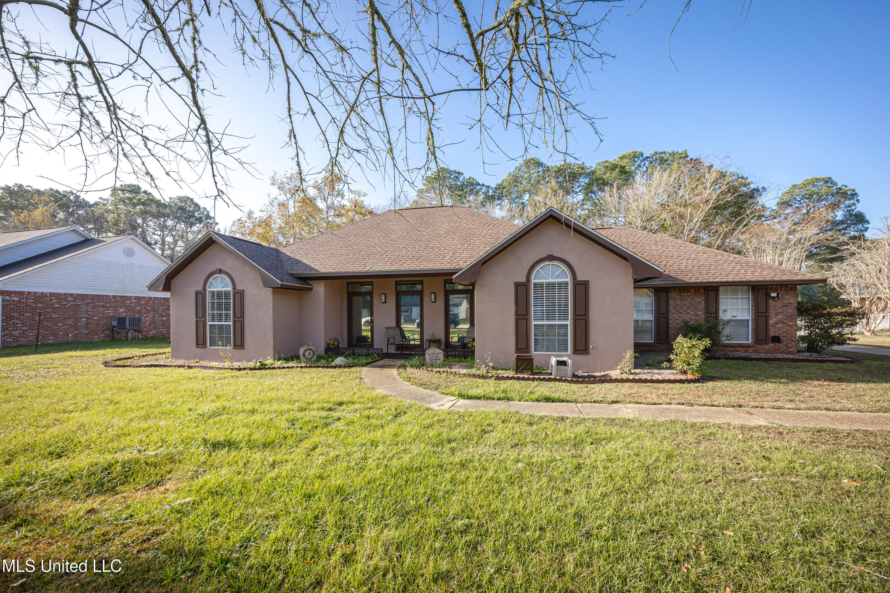 221 Tantallon Drive
