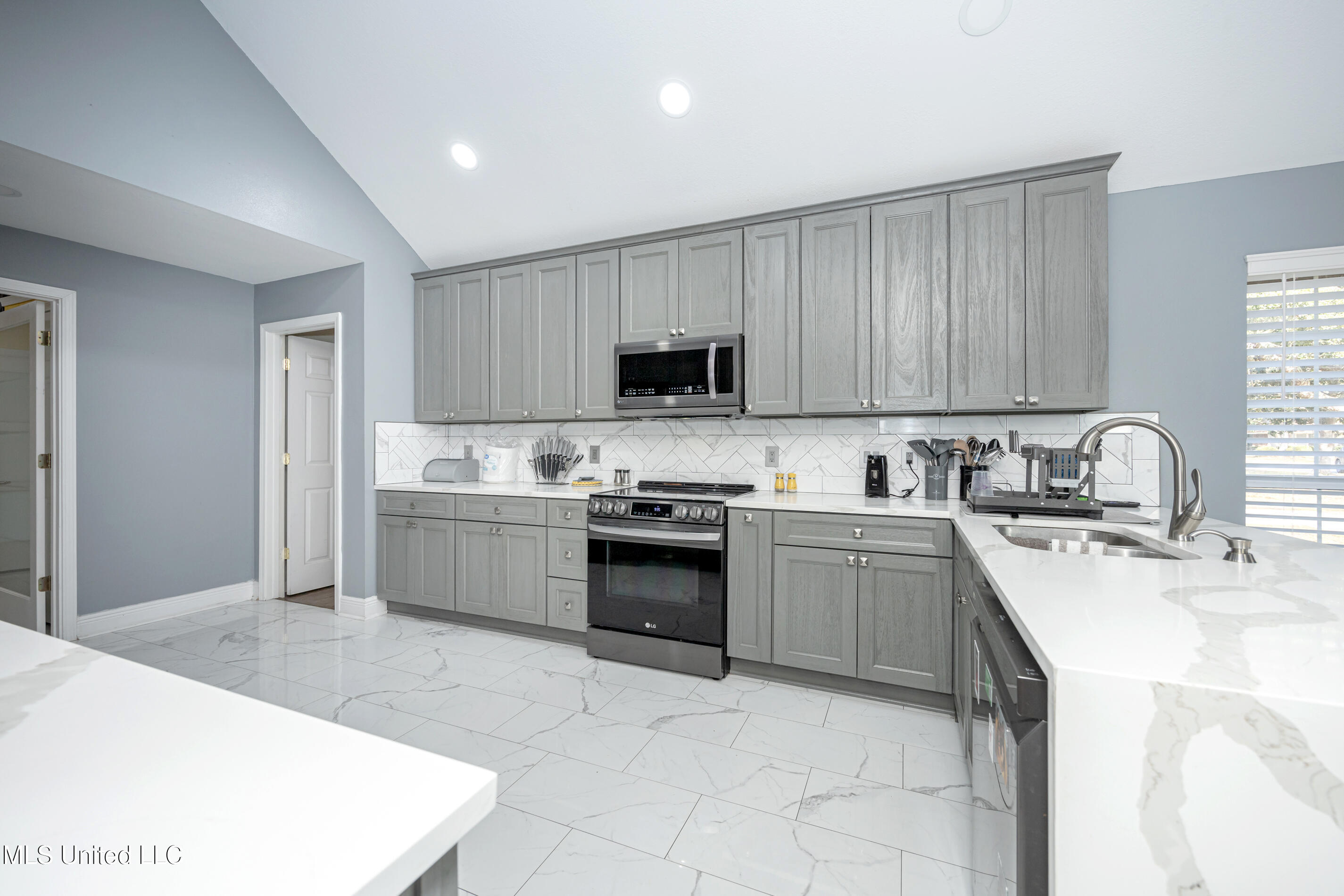 221 Tantallon Drive