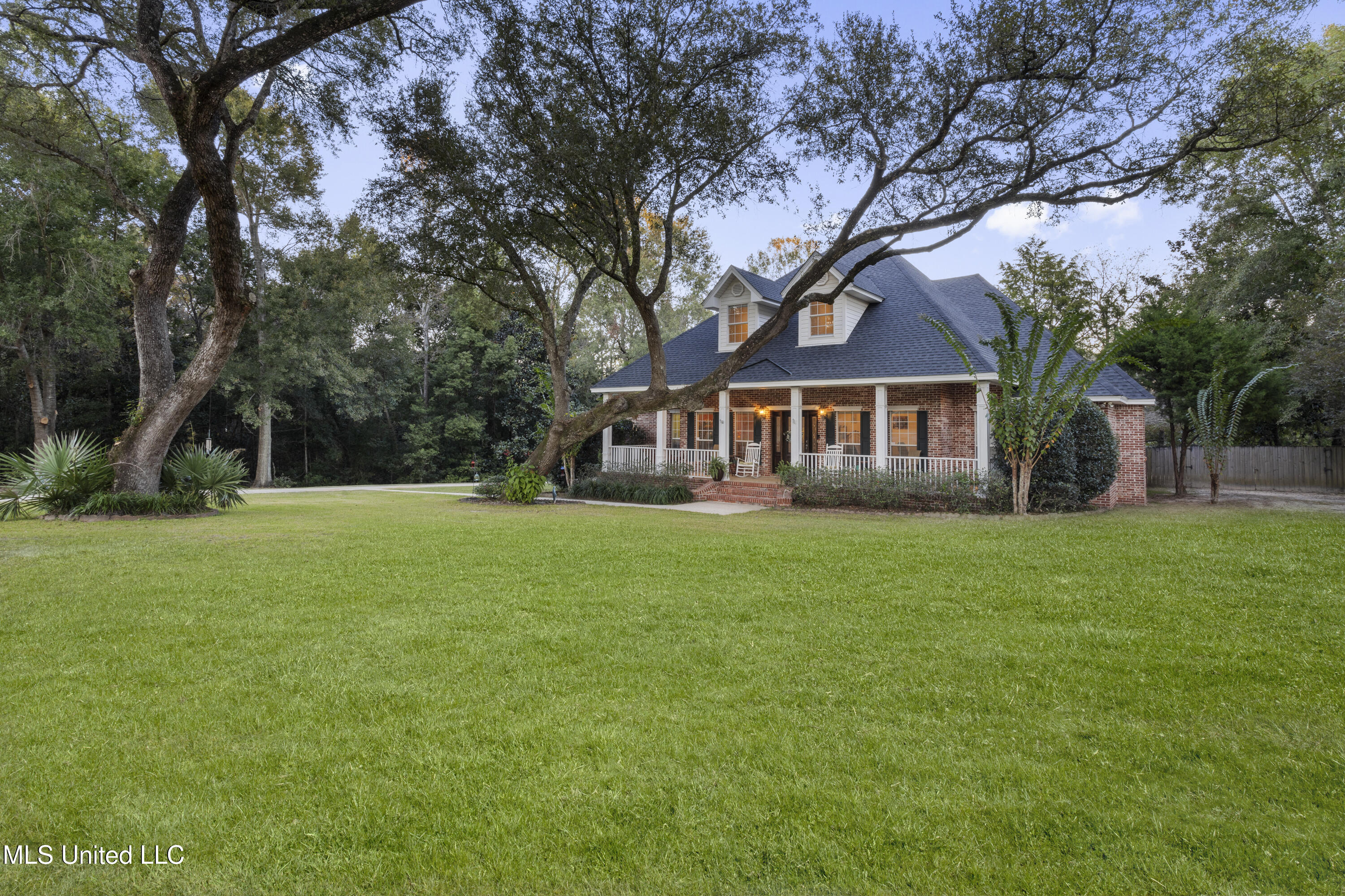 13208 Country Trail