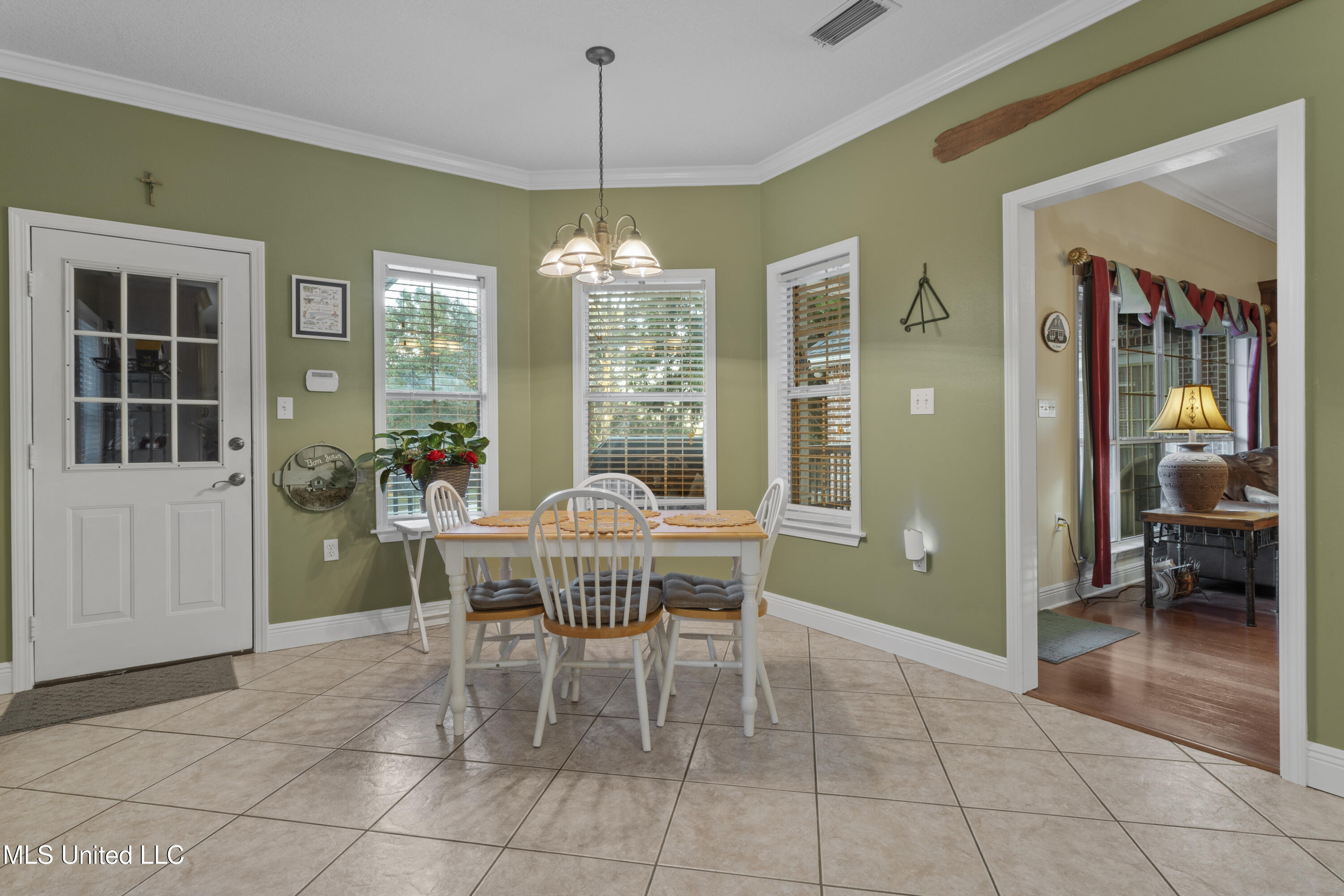 13208 Country Trail
