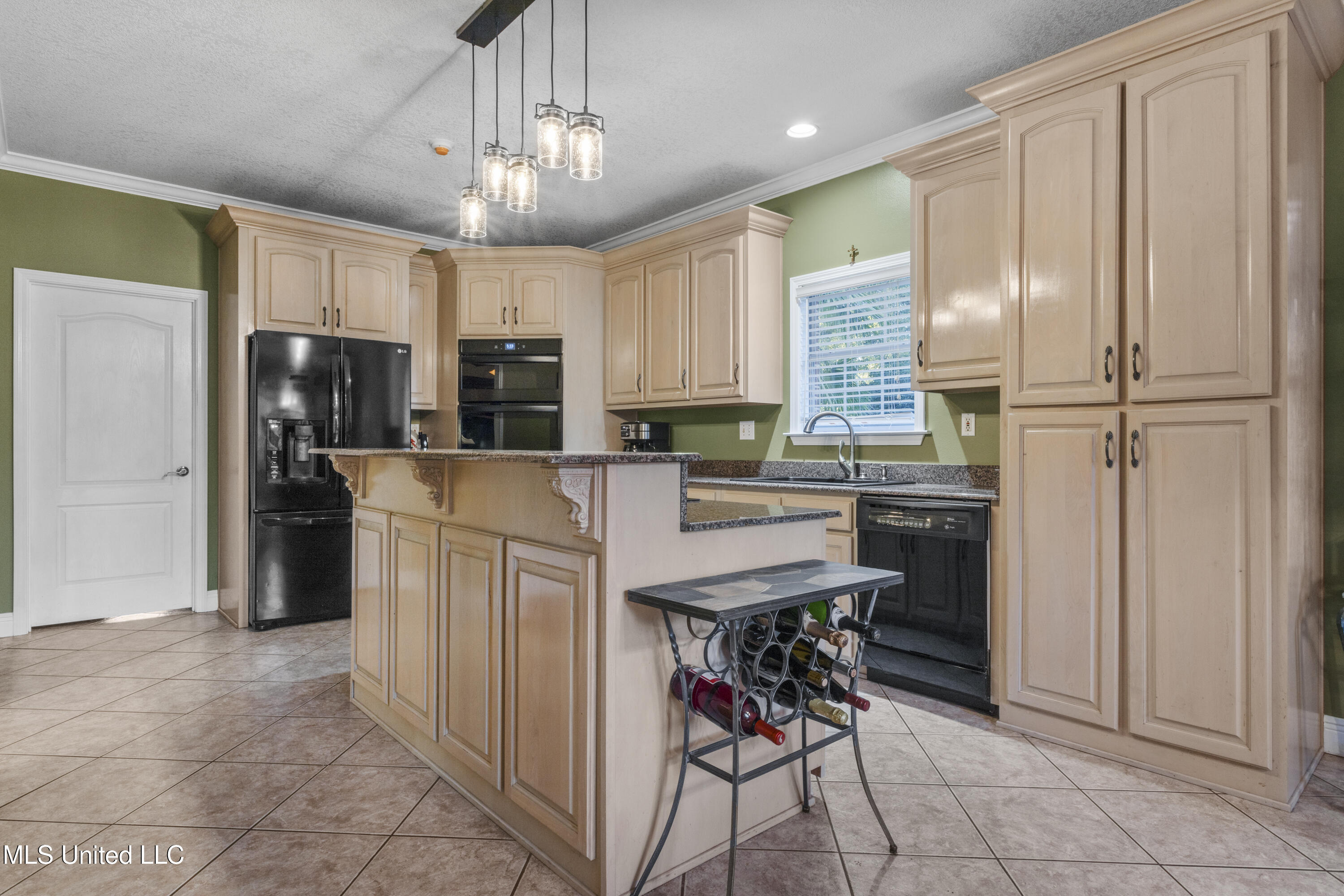 13208 Country Trail