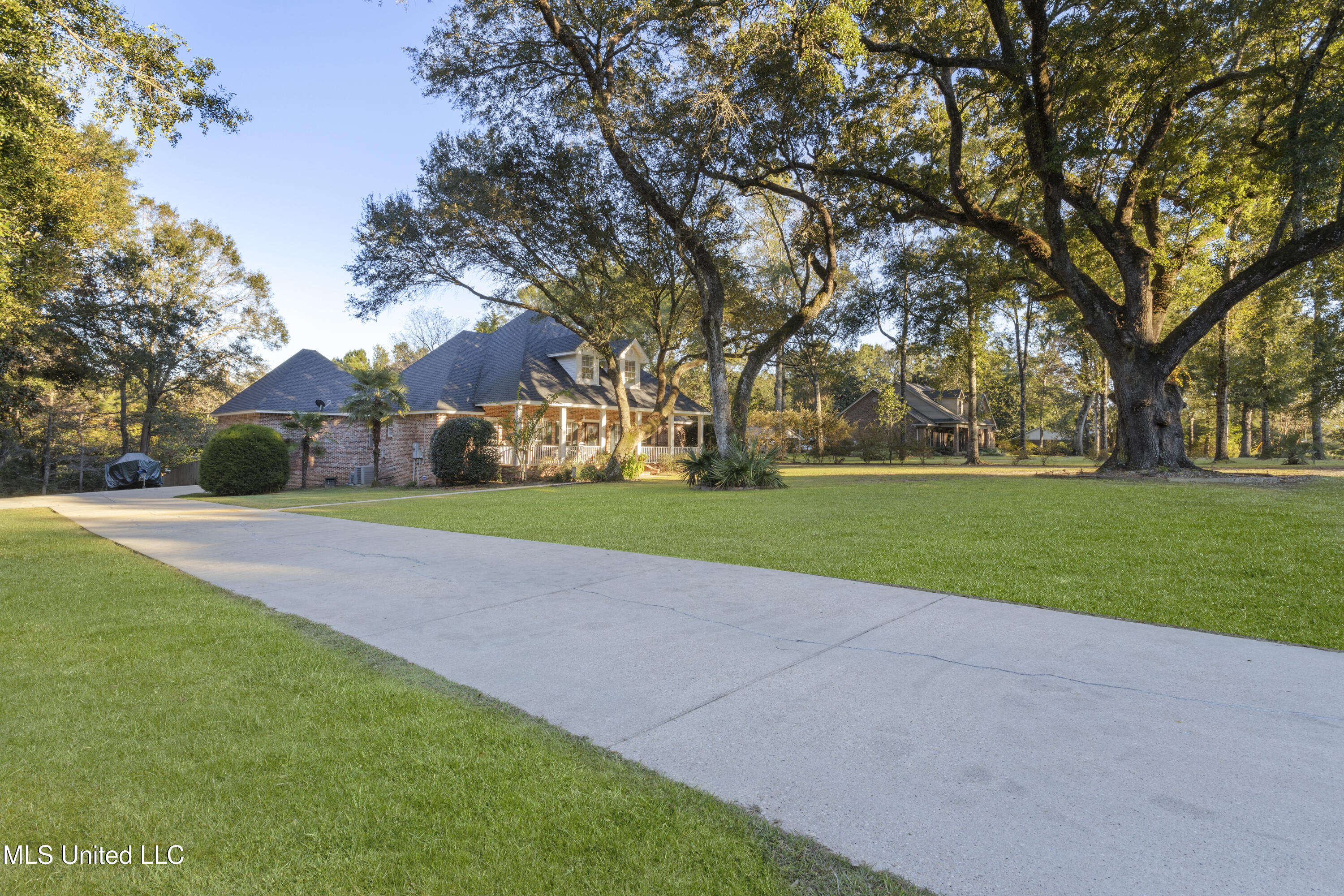 13208 Country Trail