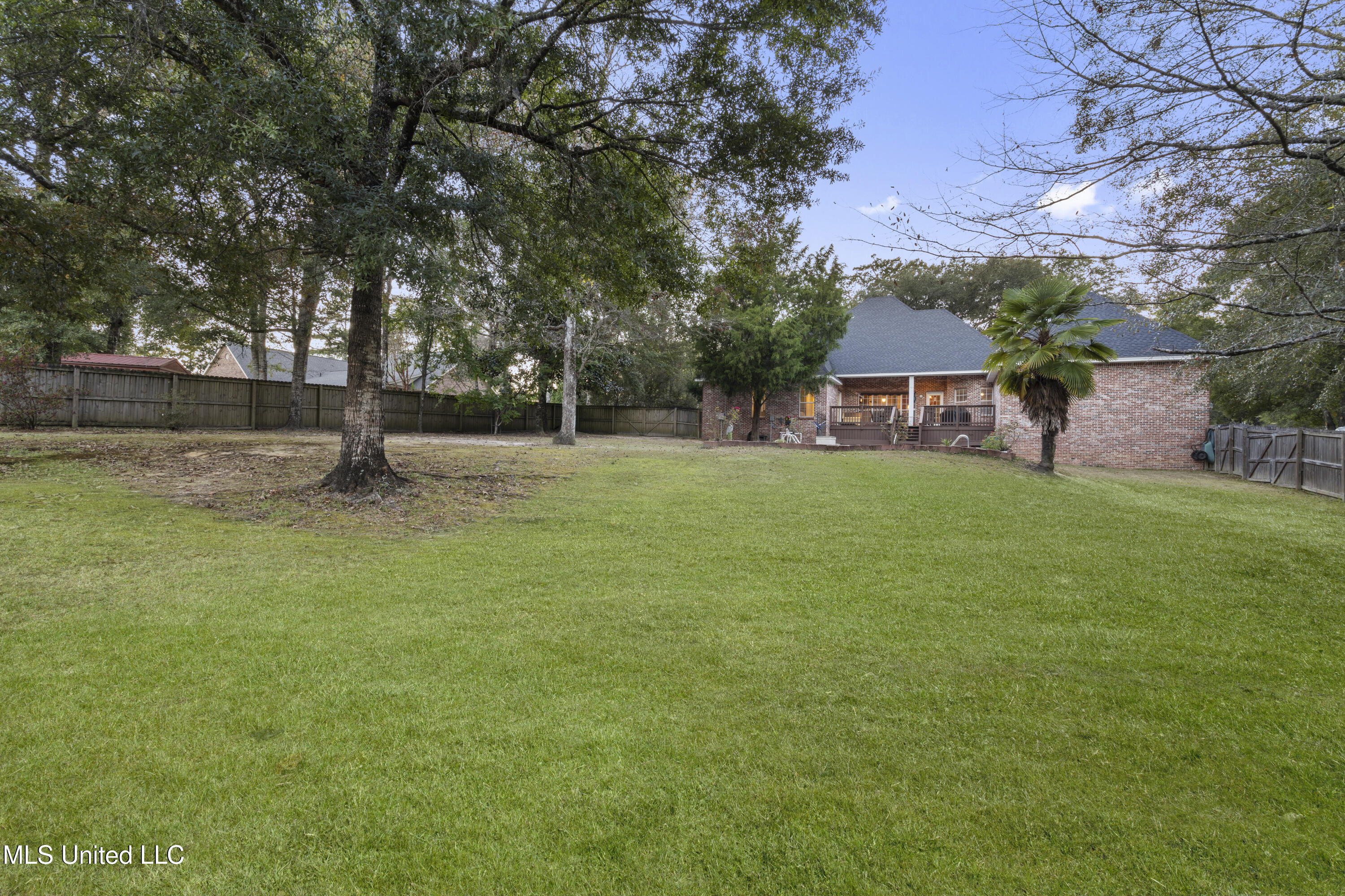 13208 Country Trail