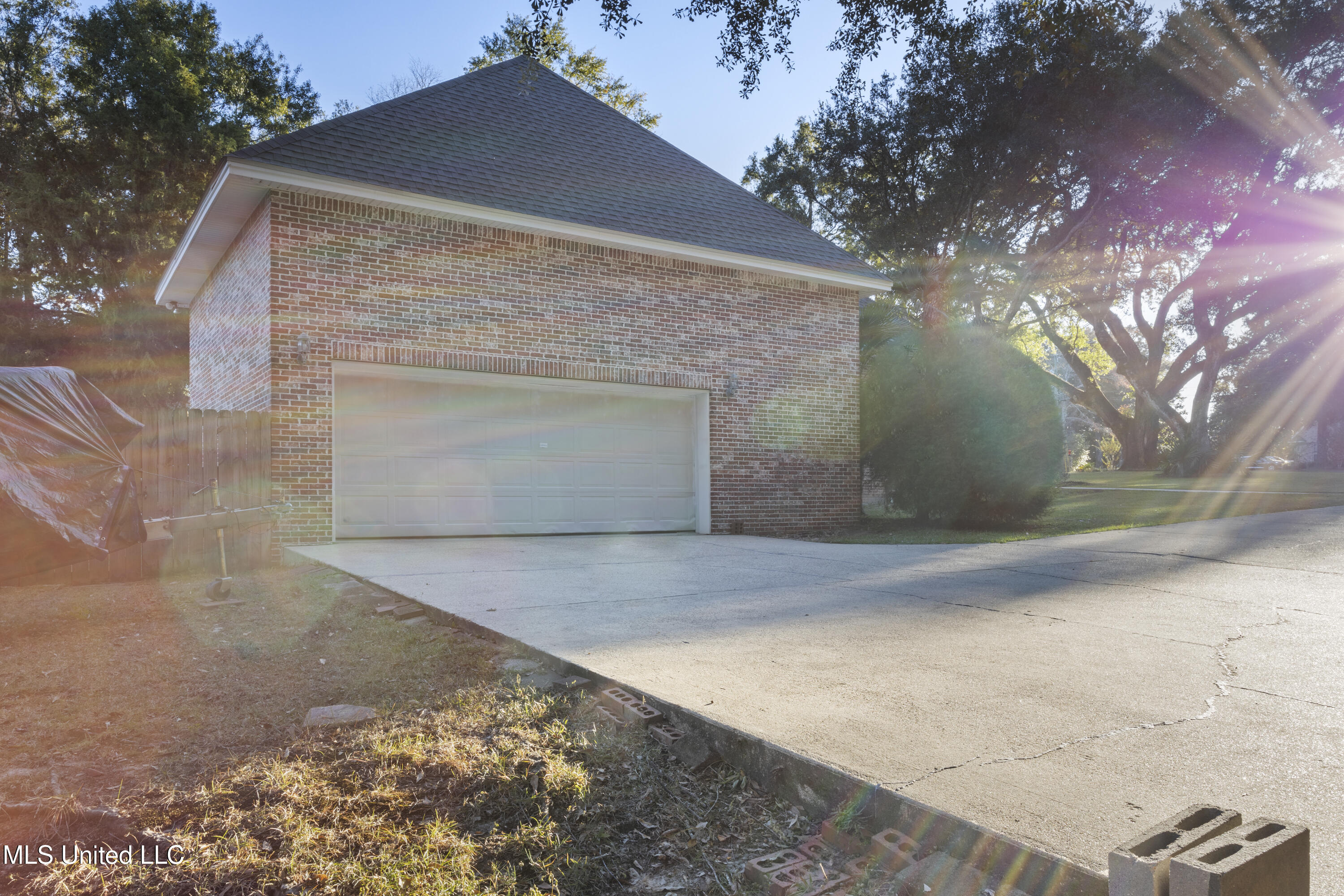 13208 Country Trail