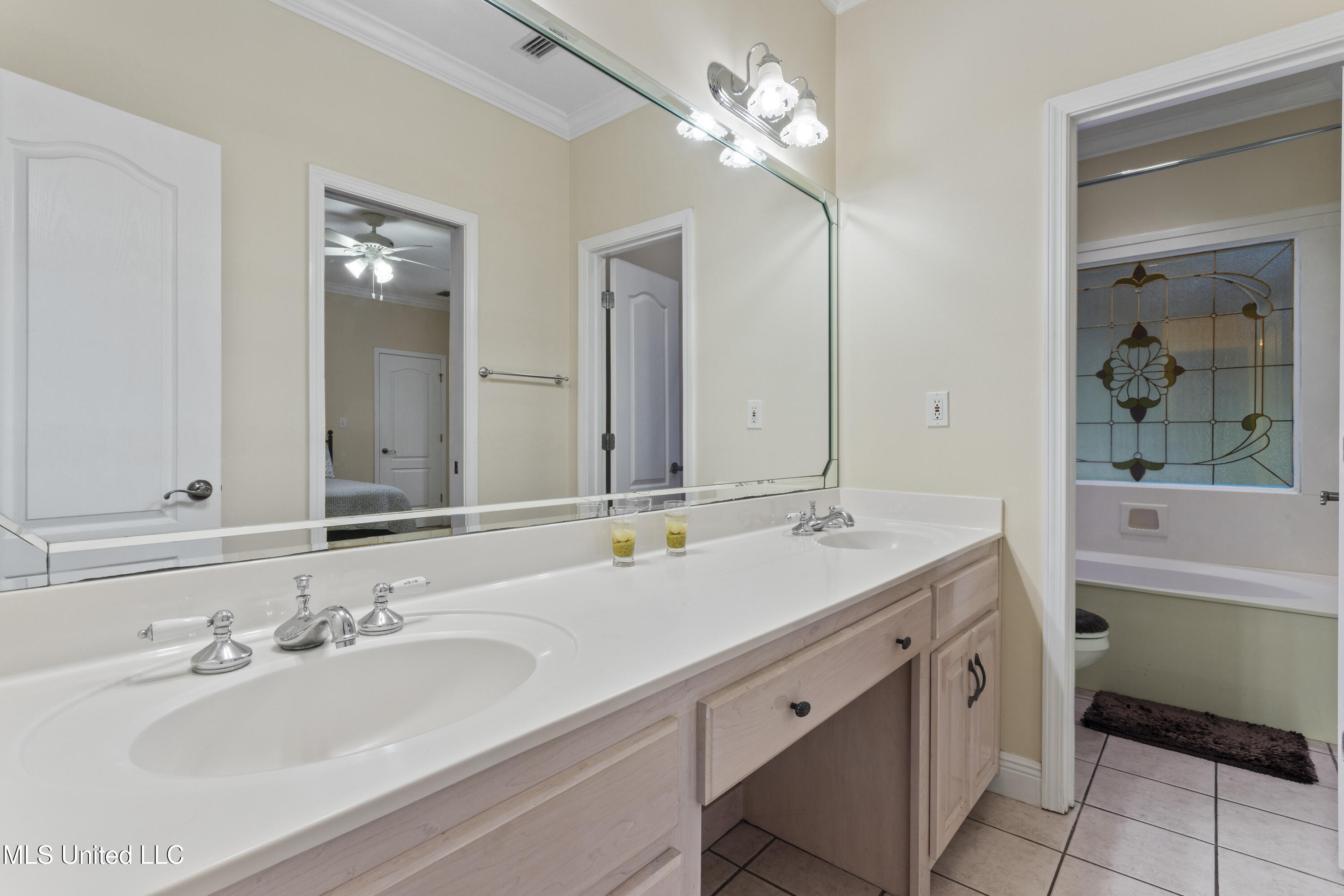 13208 Country Trail