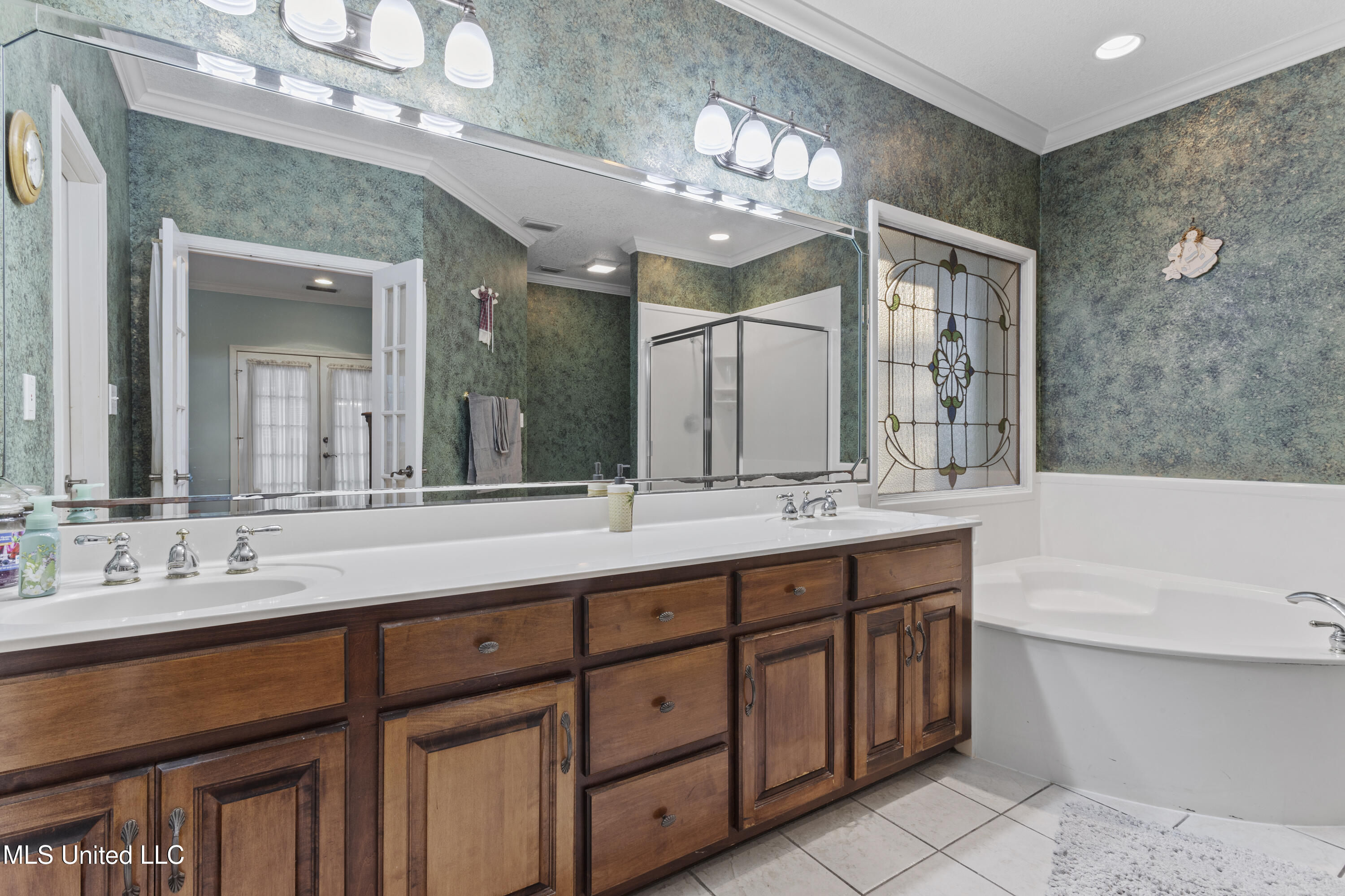13208 Country Trail