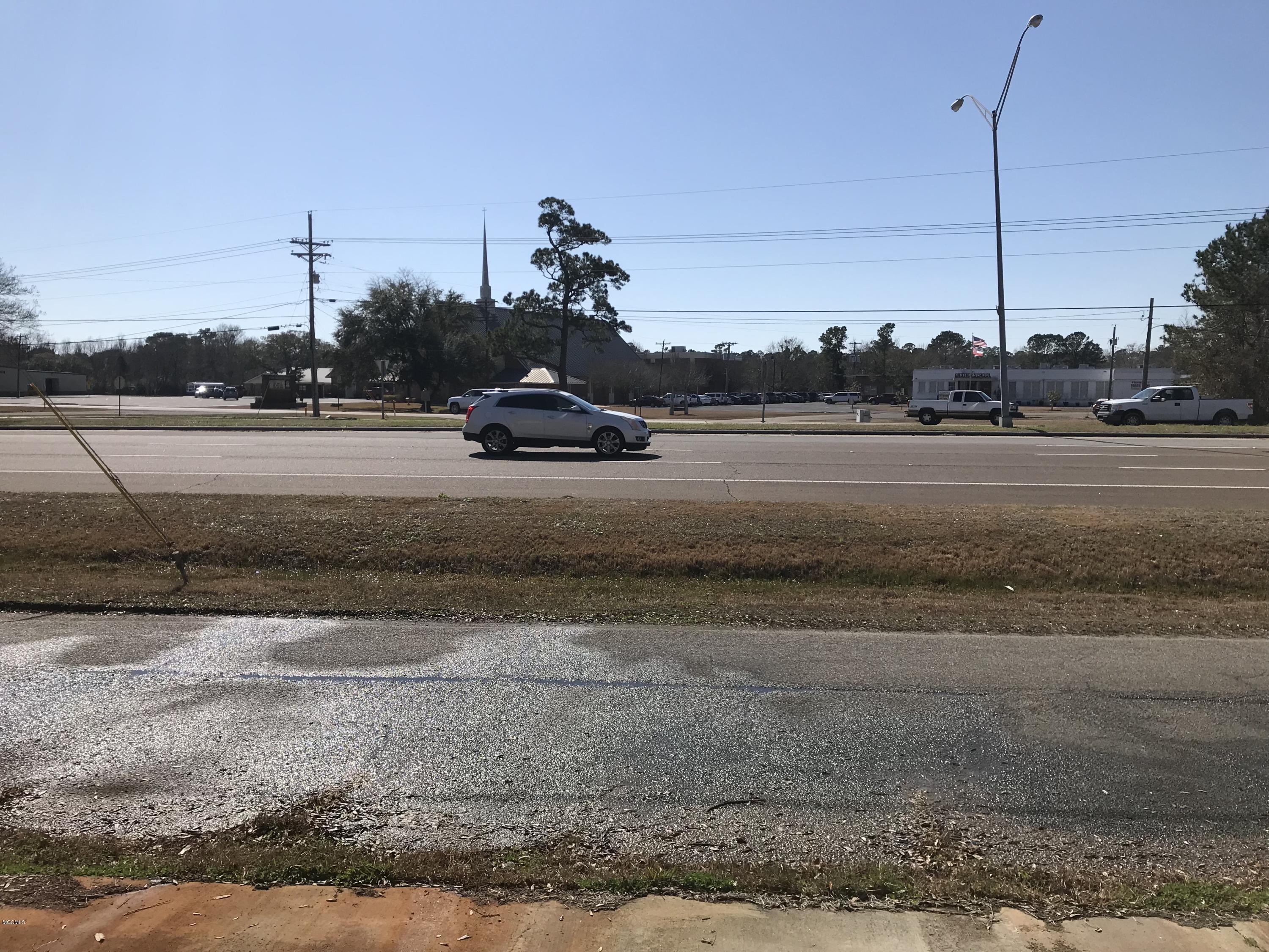 424 Highway 90