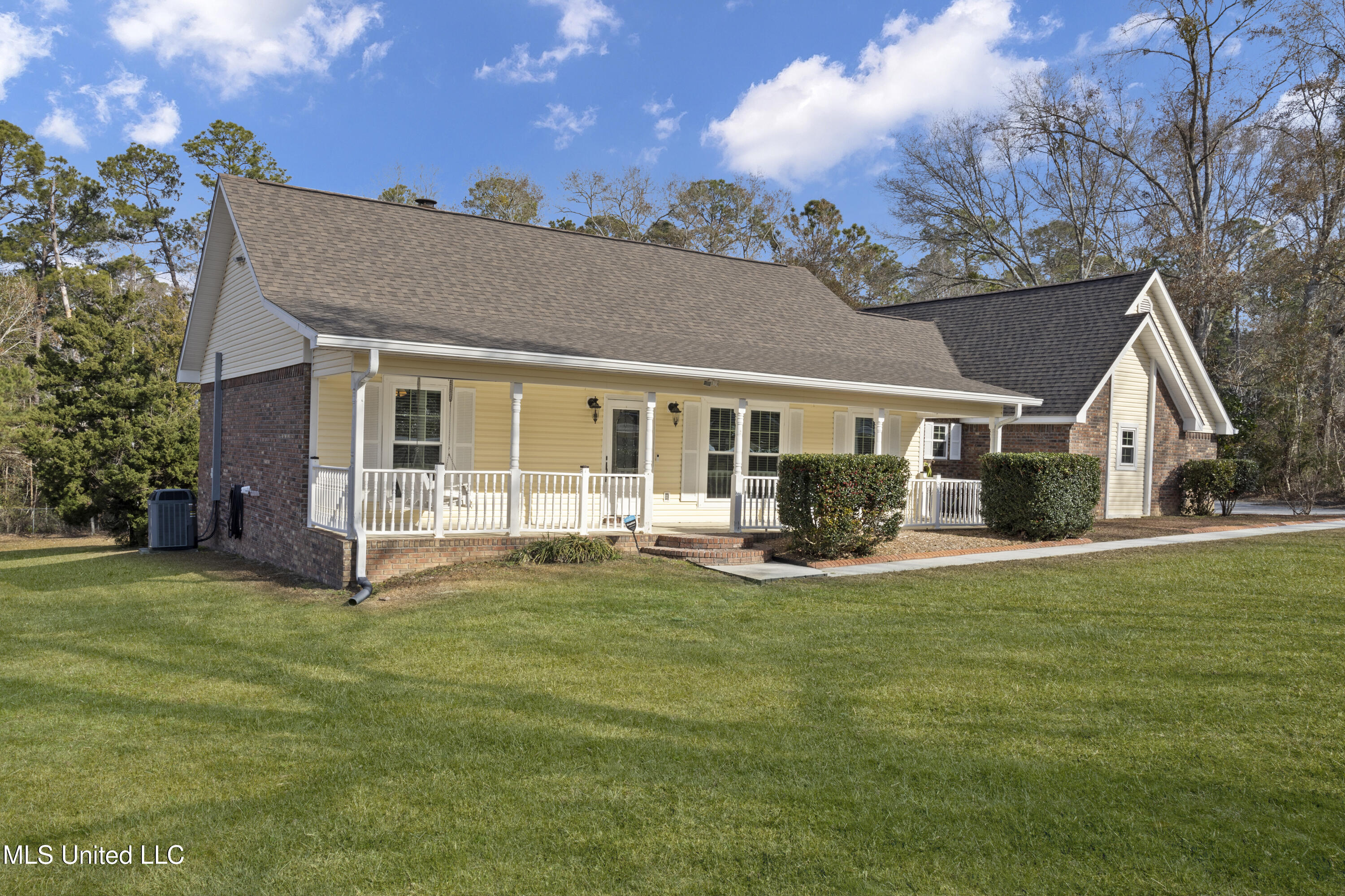 13418 Damon Court