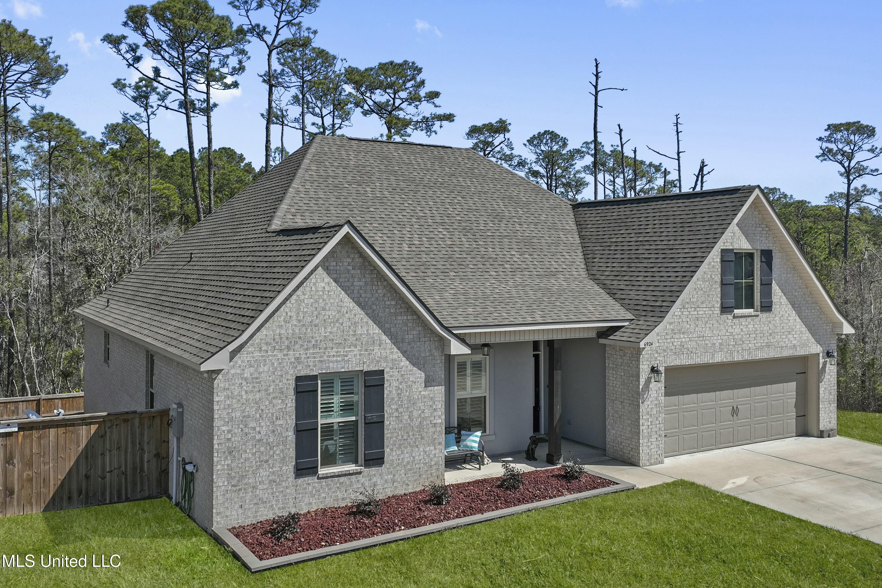 6924 Osprey Drive