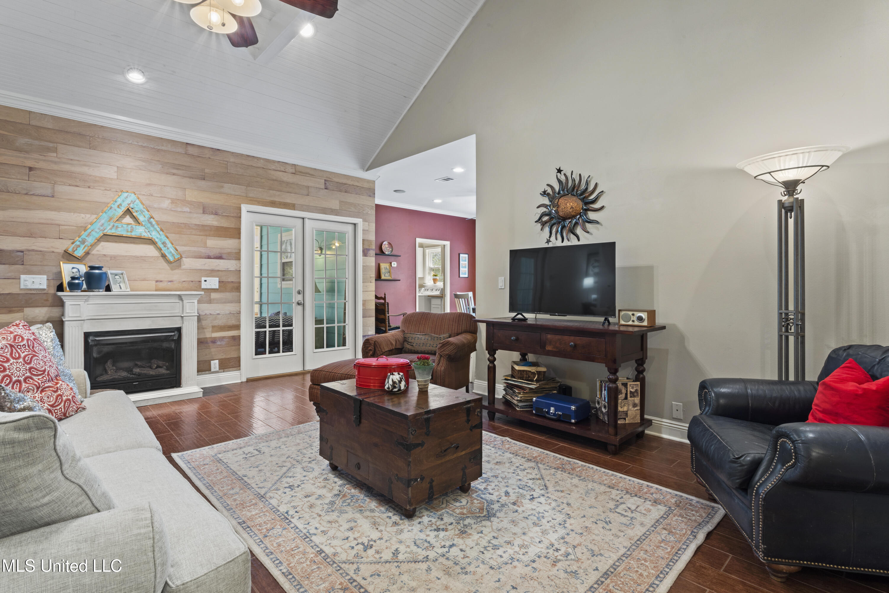 4809 Ashmore Drive