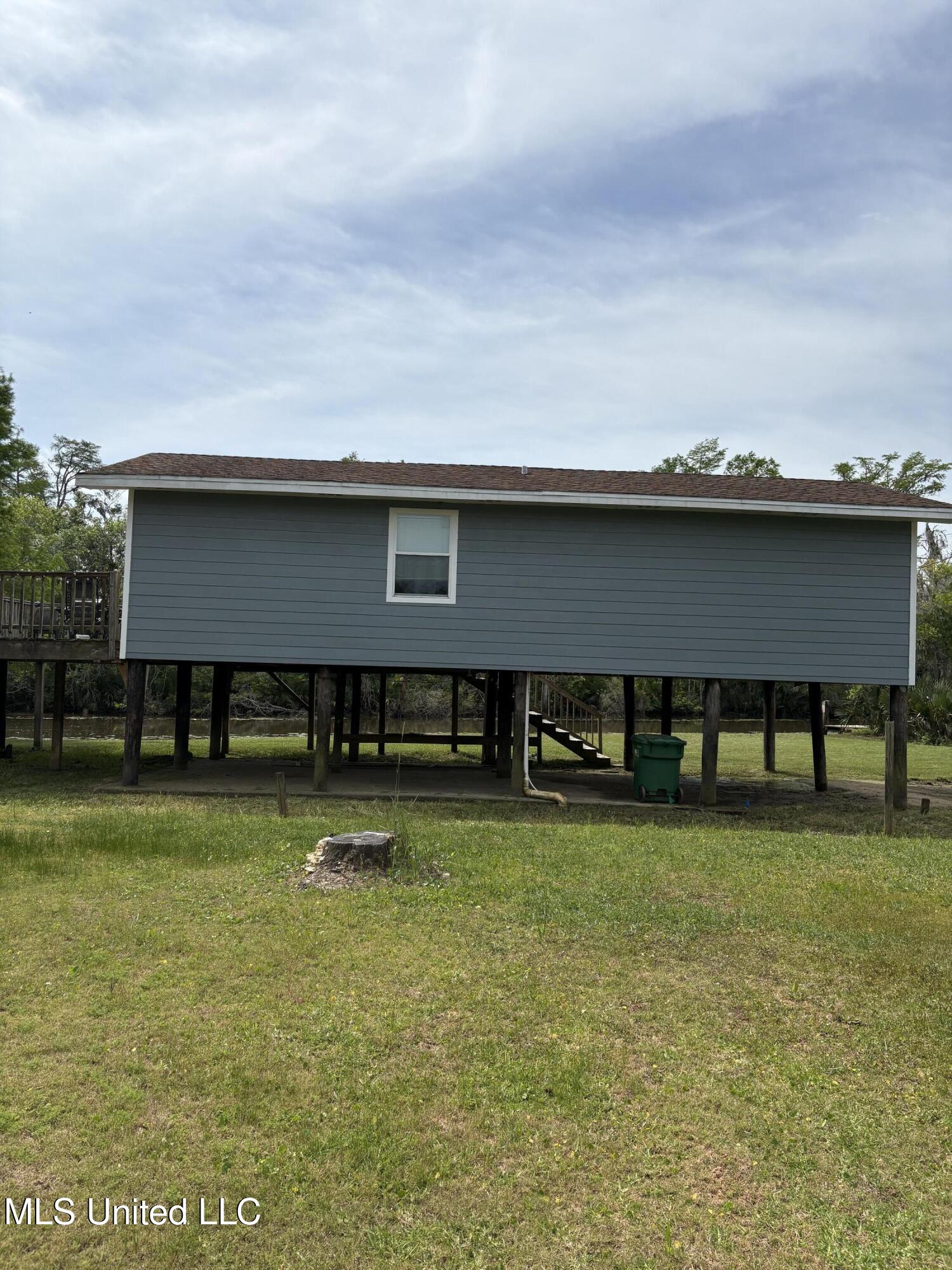 8933 Riverlodge Drive