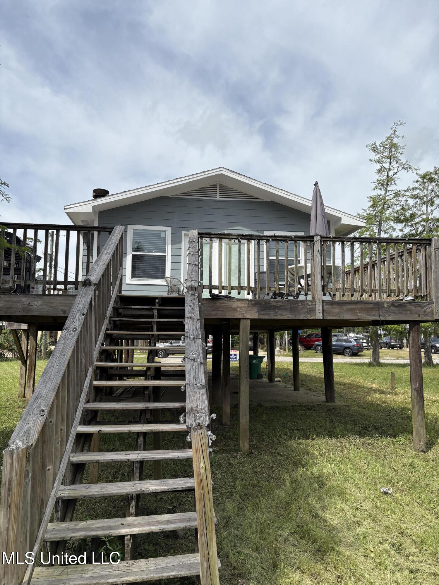 8933 Riverlodge Drive