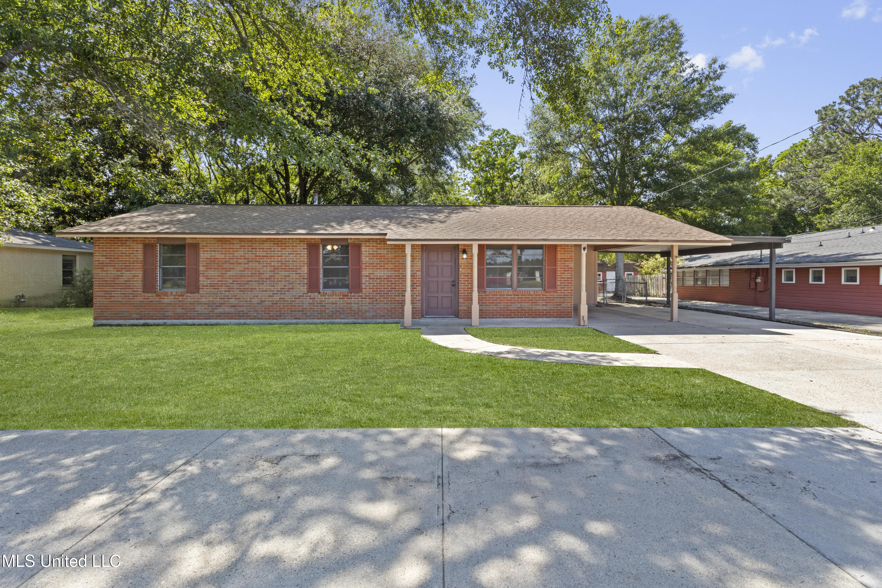 449 Klondyke Road