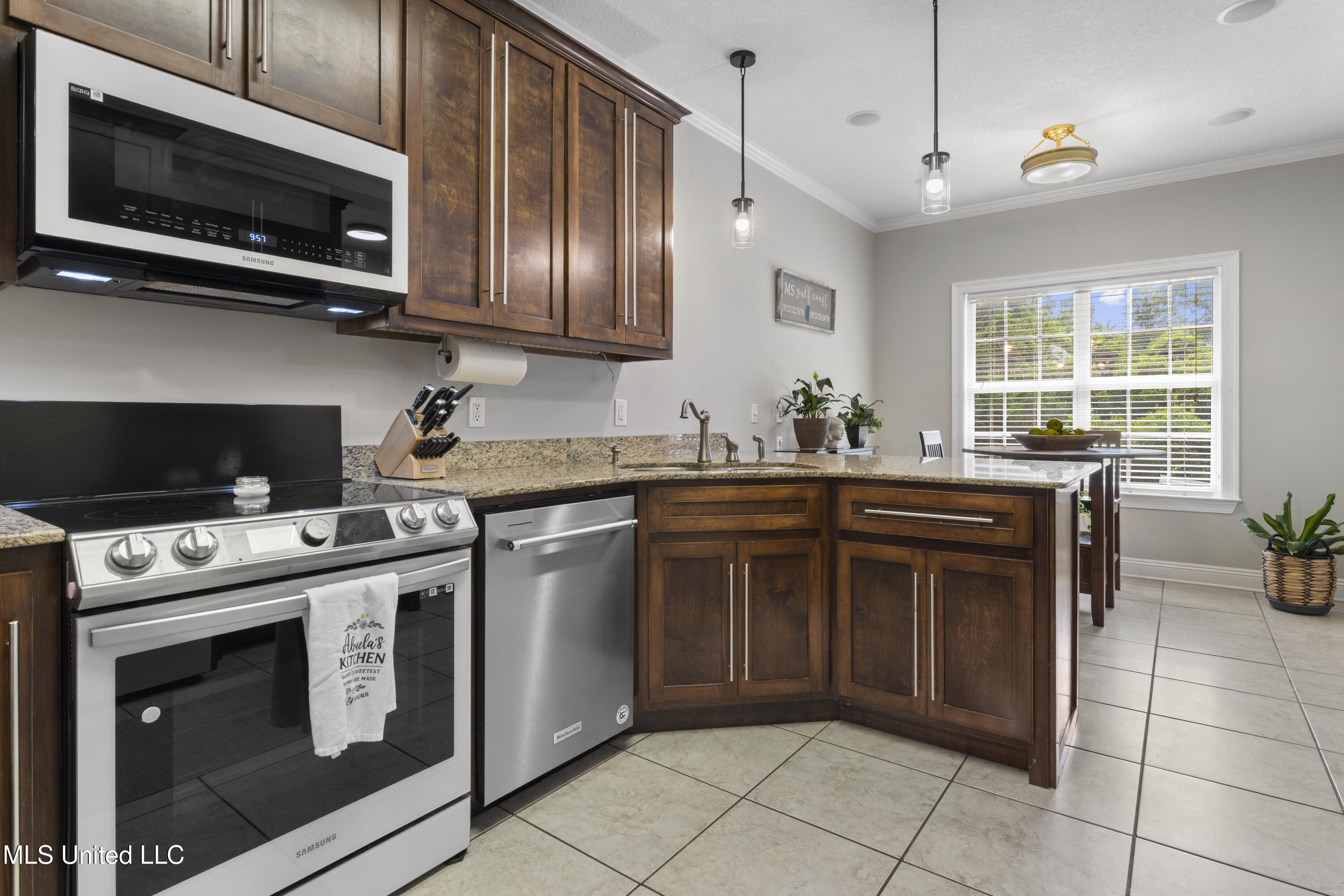 13105 Little Bluff Drive