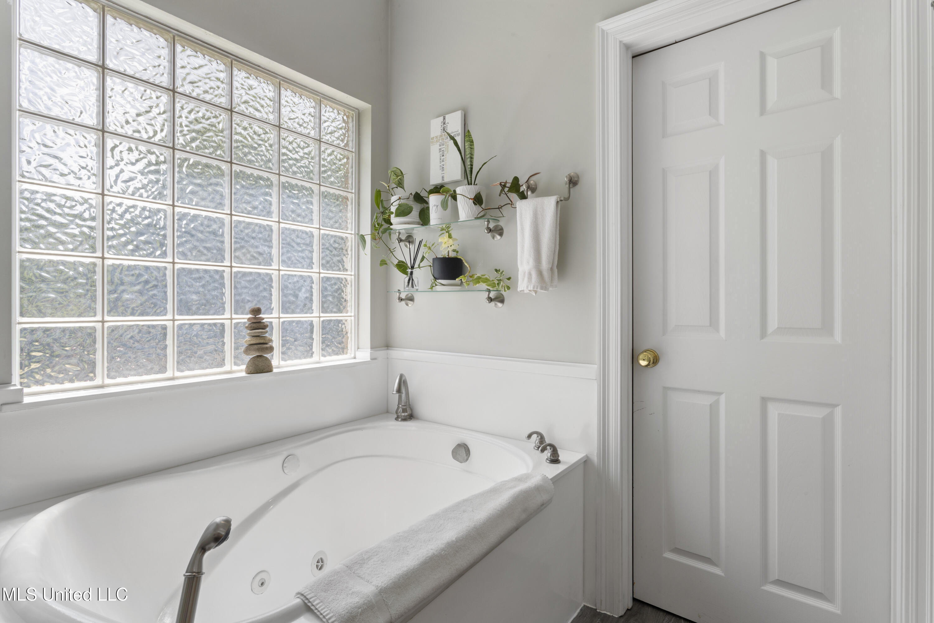 13105 Little Bluff Drive