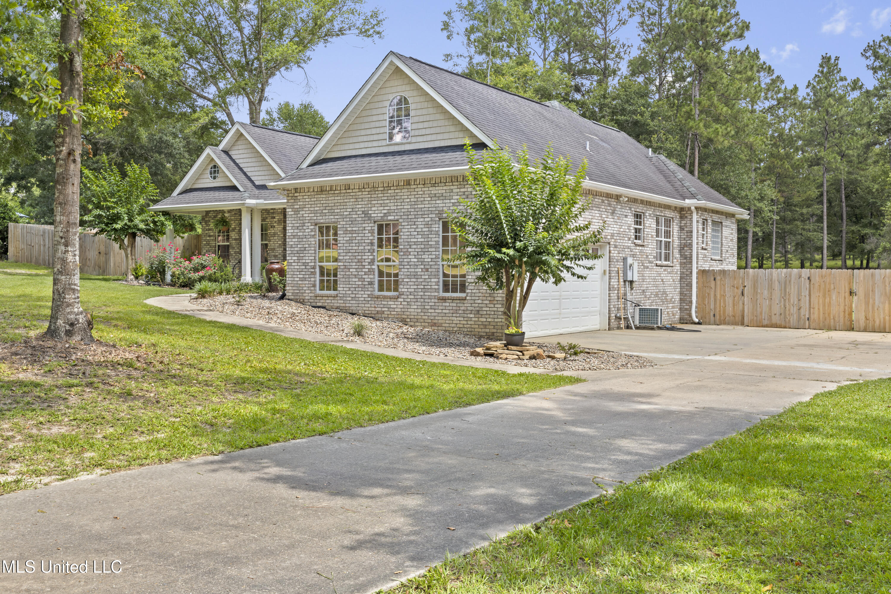 13105 Little Bluff Drive