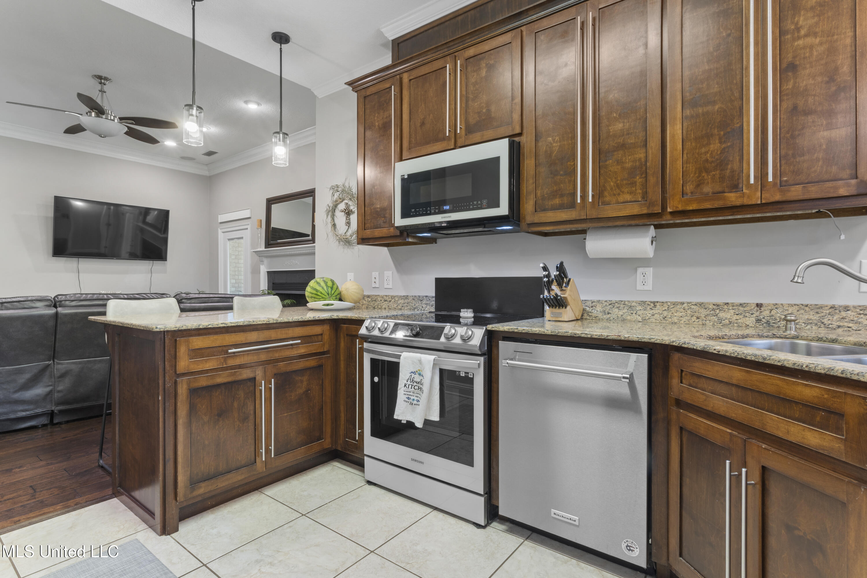 13105 Little Bluff Drive