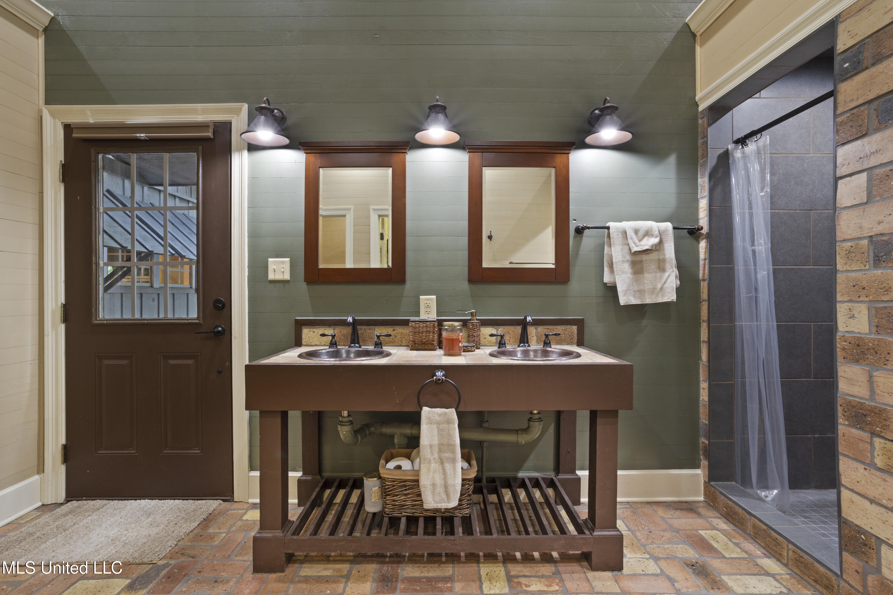 10766 Johns Bayou Circle