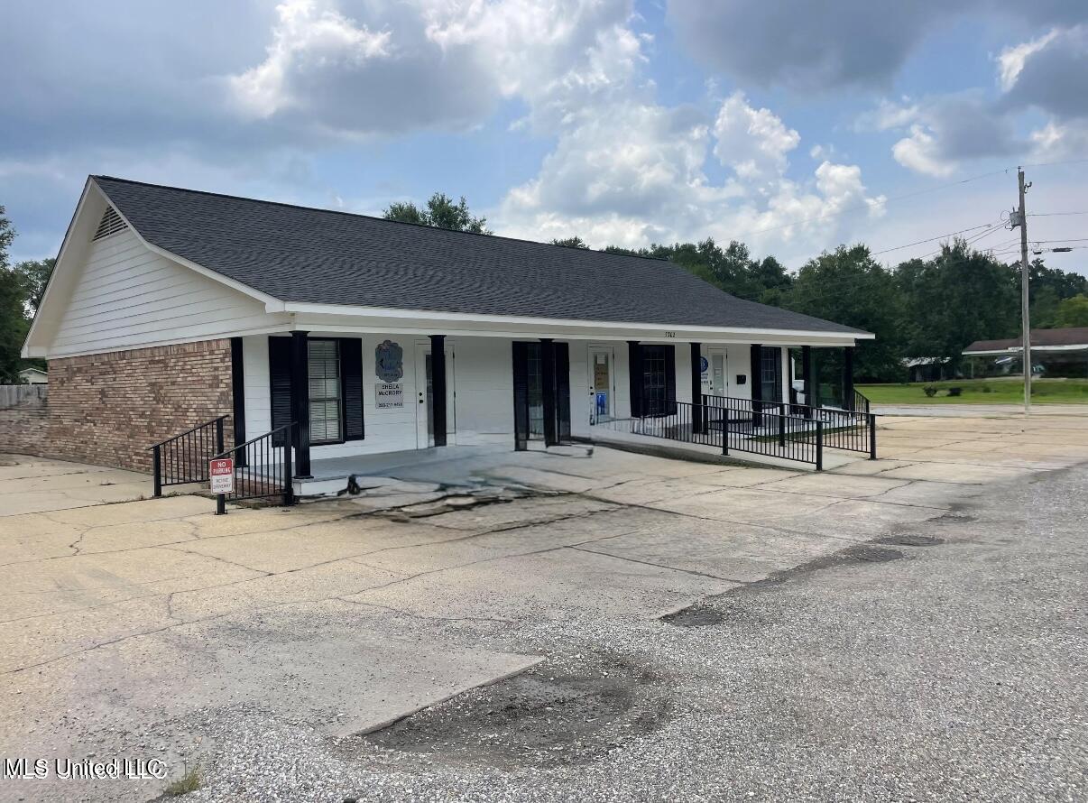 7302 Highway 613 Road