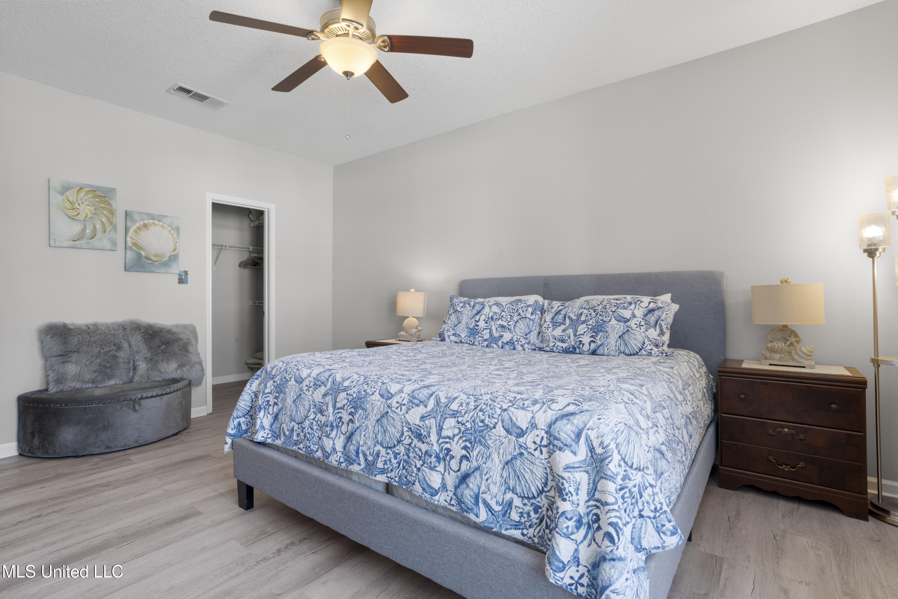 2252 Beach Drive, #2604