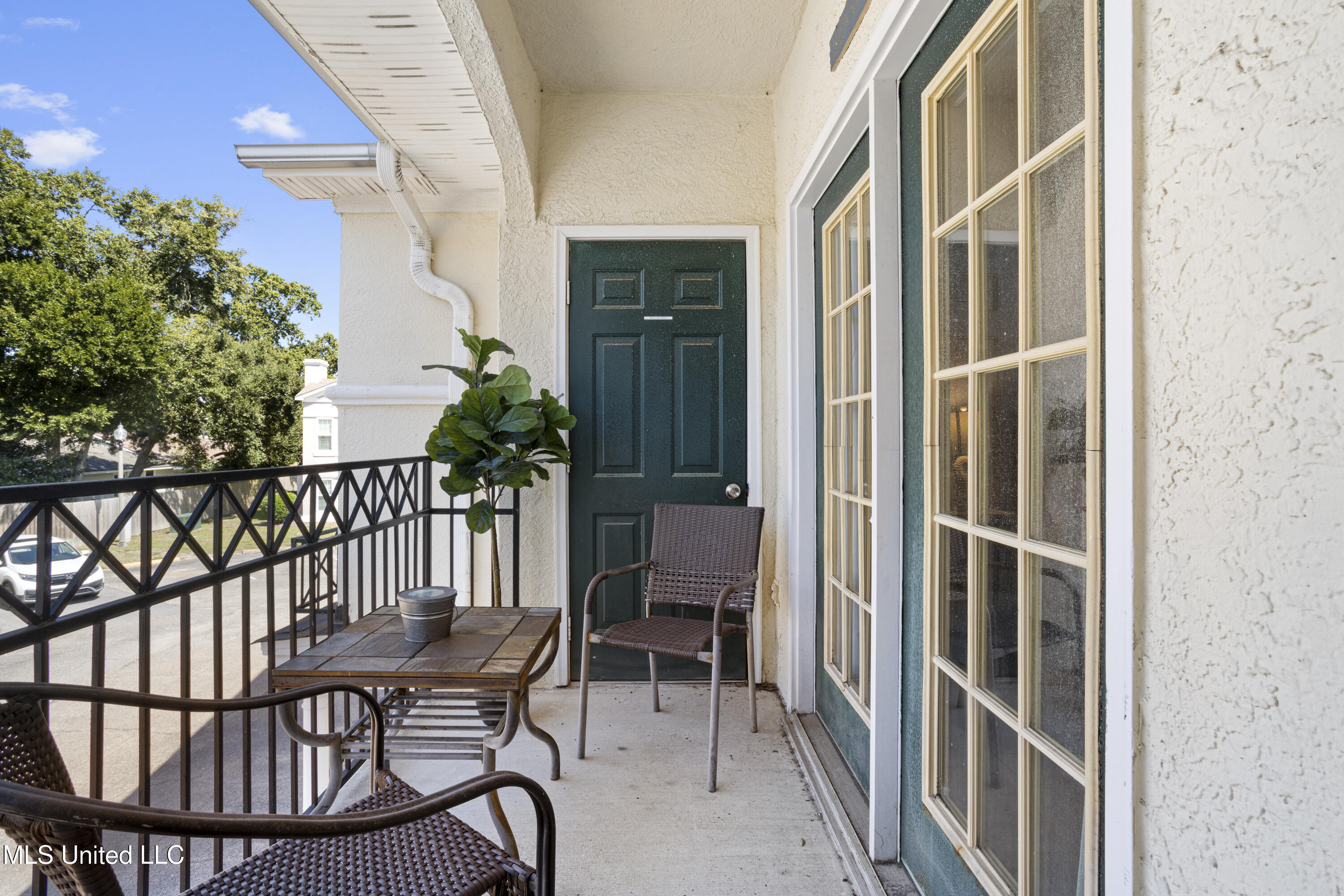 2252 Beach Drive, #2604