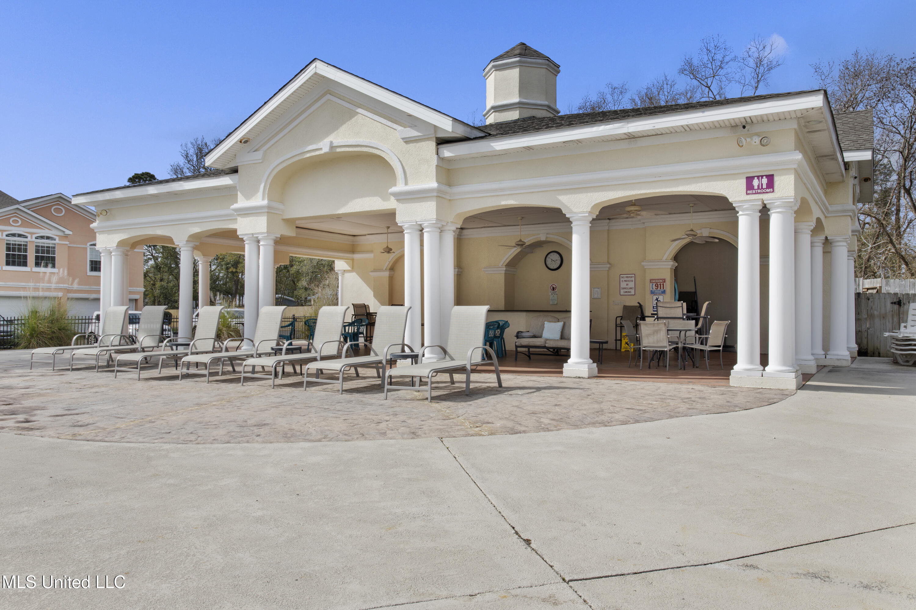 2252 Beach Drive, #2604