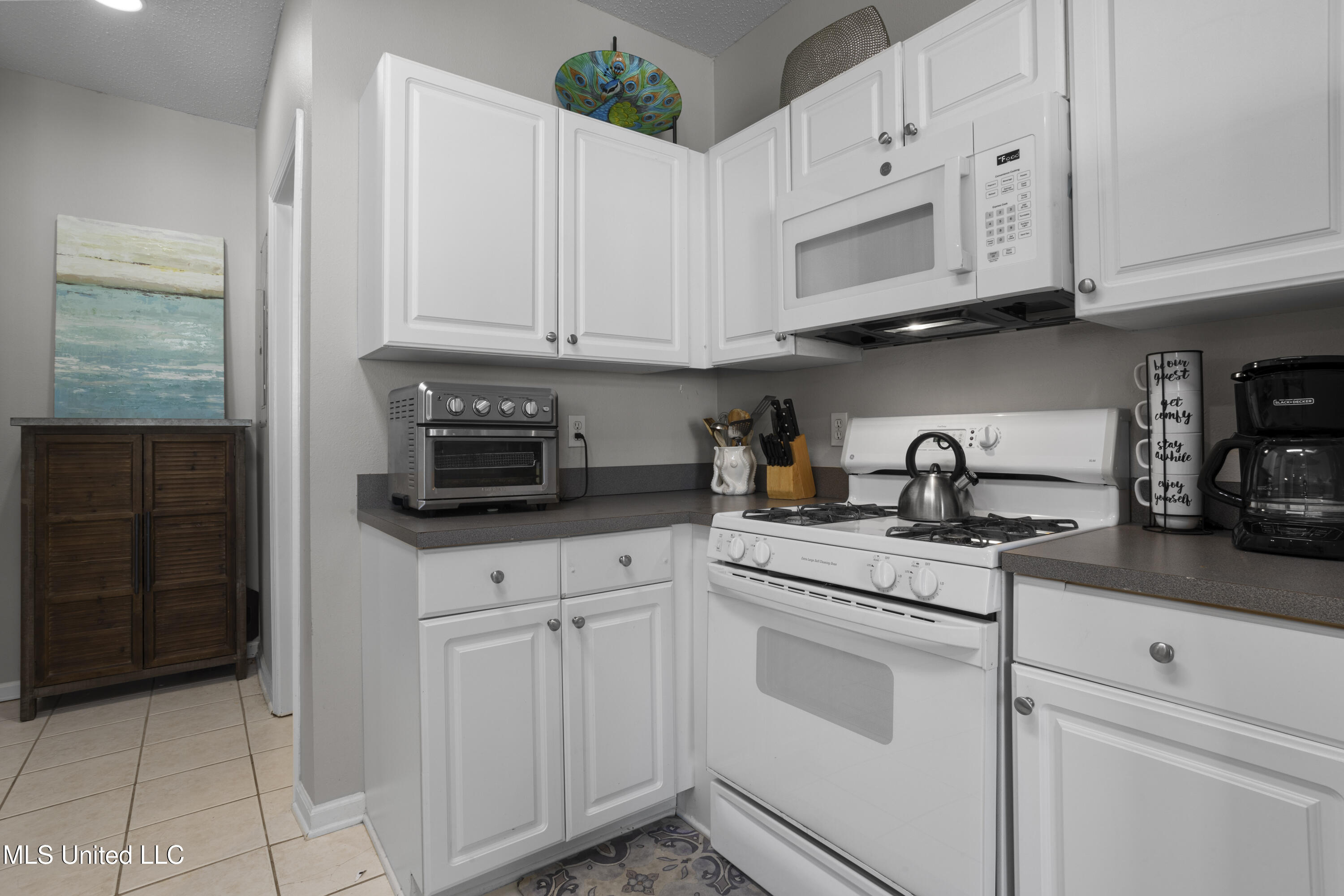 2252 Beach Drive, #2604