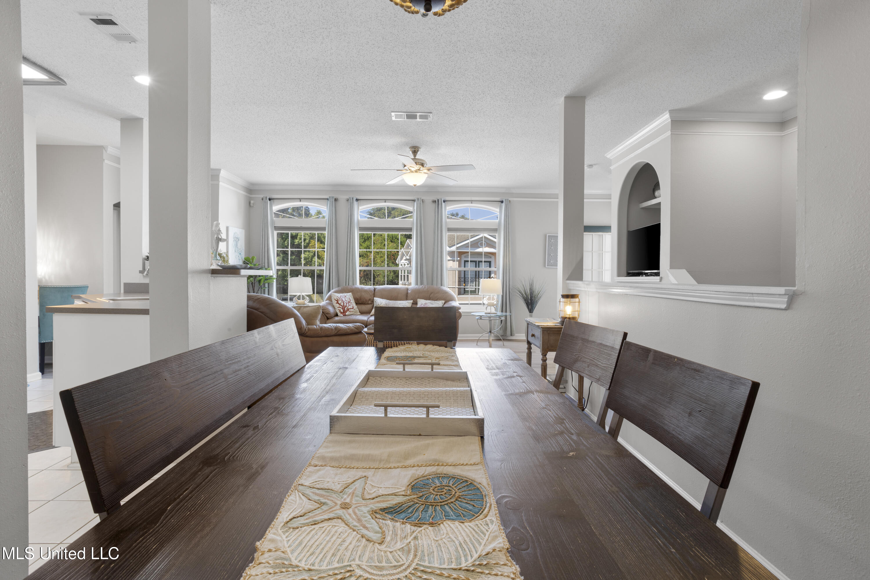 2252 Beach Drive, #2604