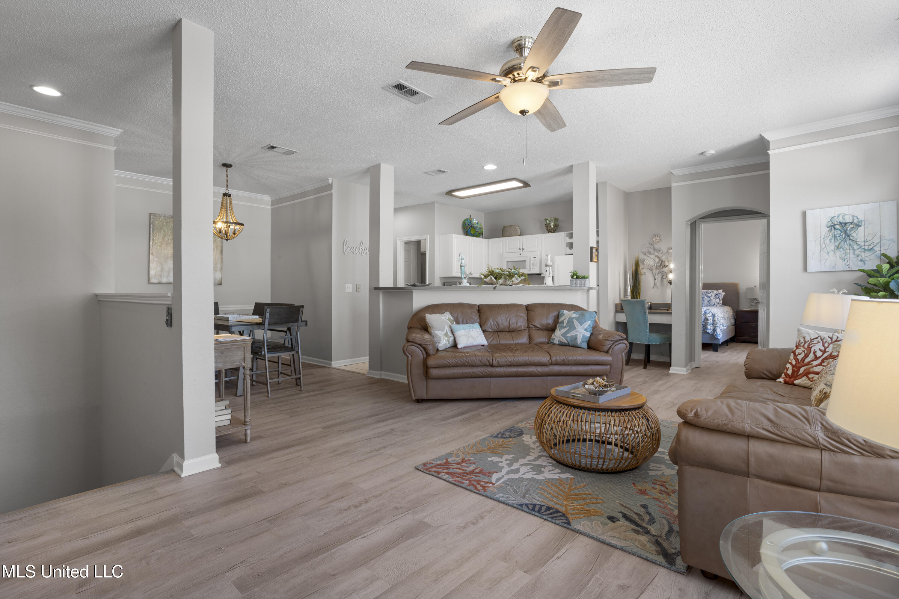 2252 Beach Drive, #2604