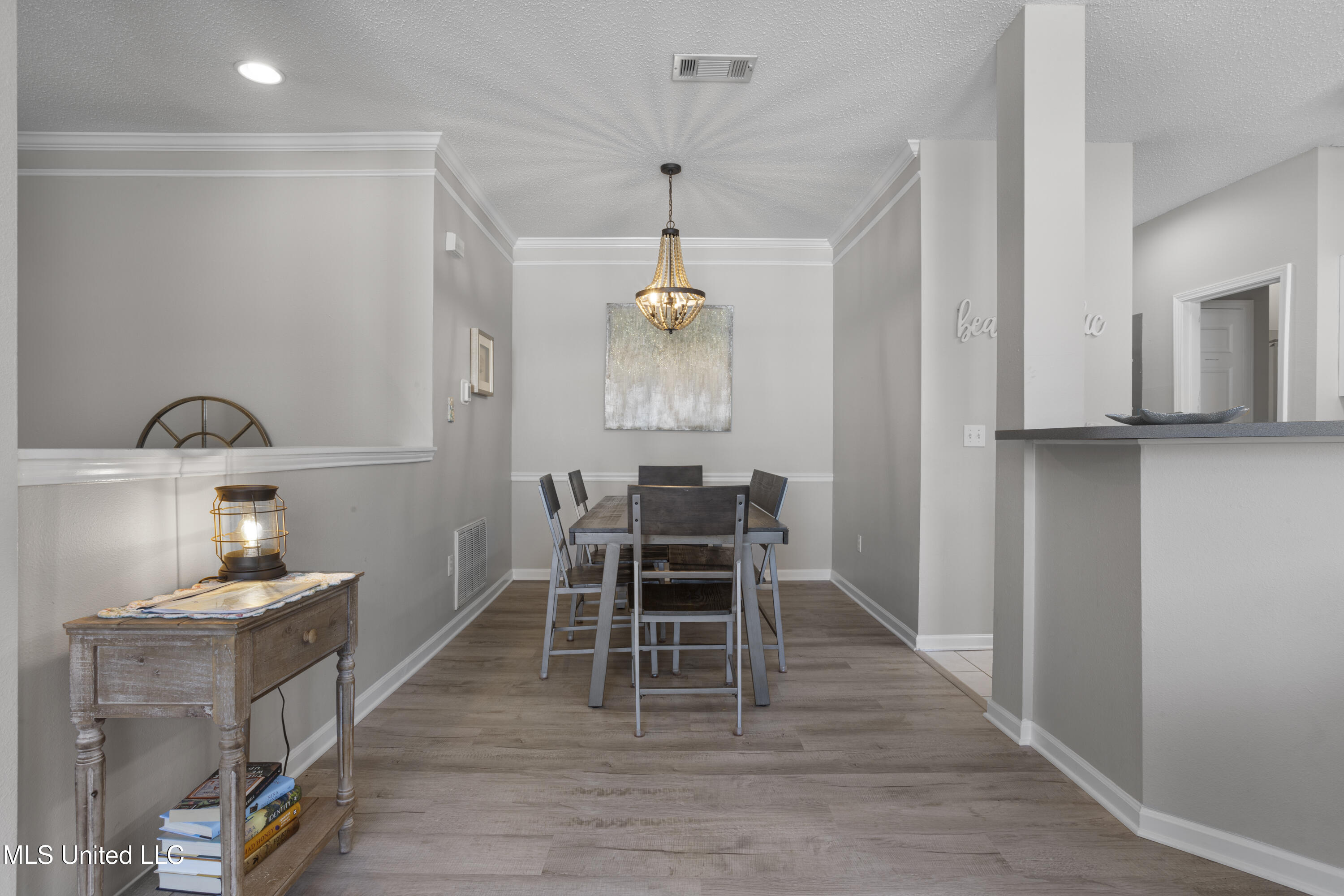 2252 Beach Drive, #2604