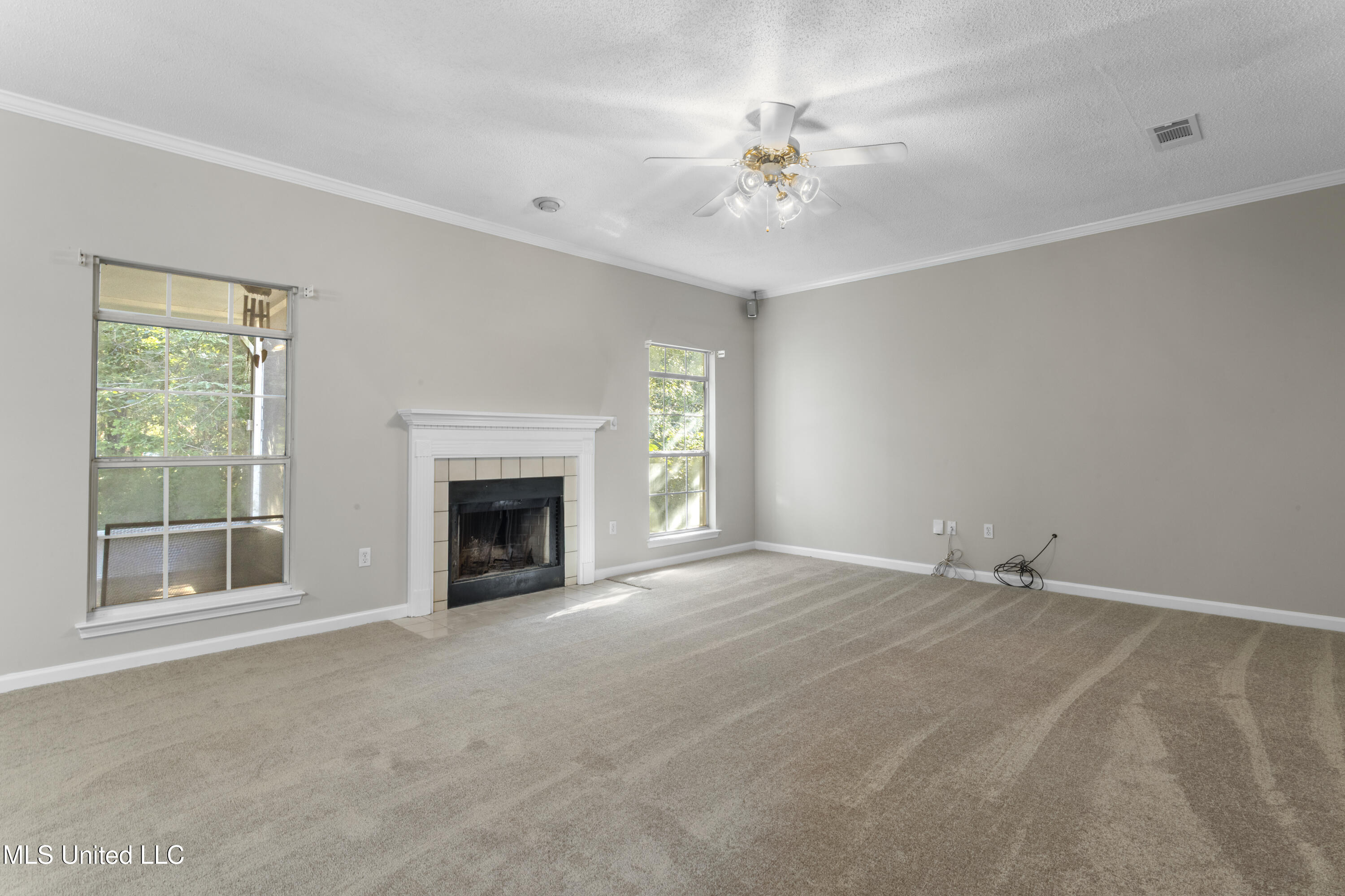 3009 Creekwood Circle