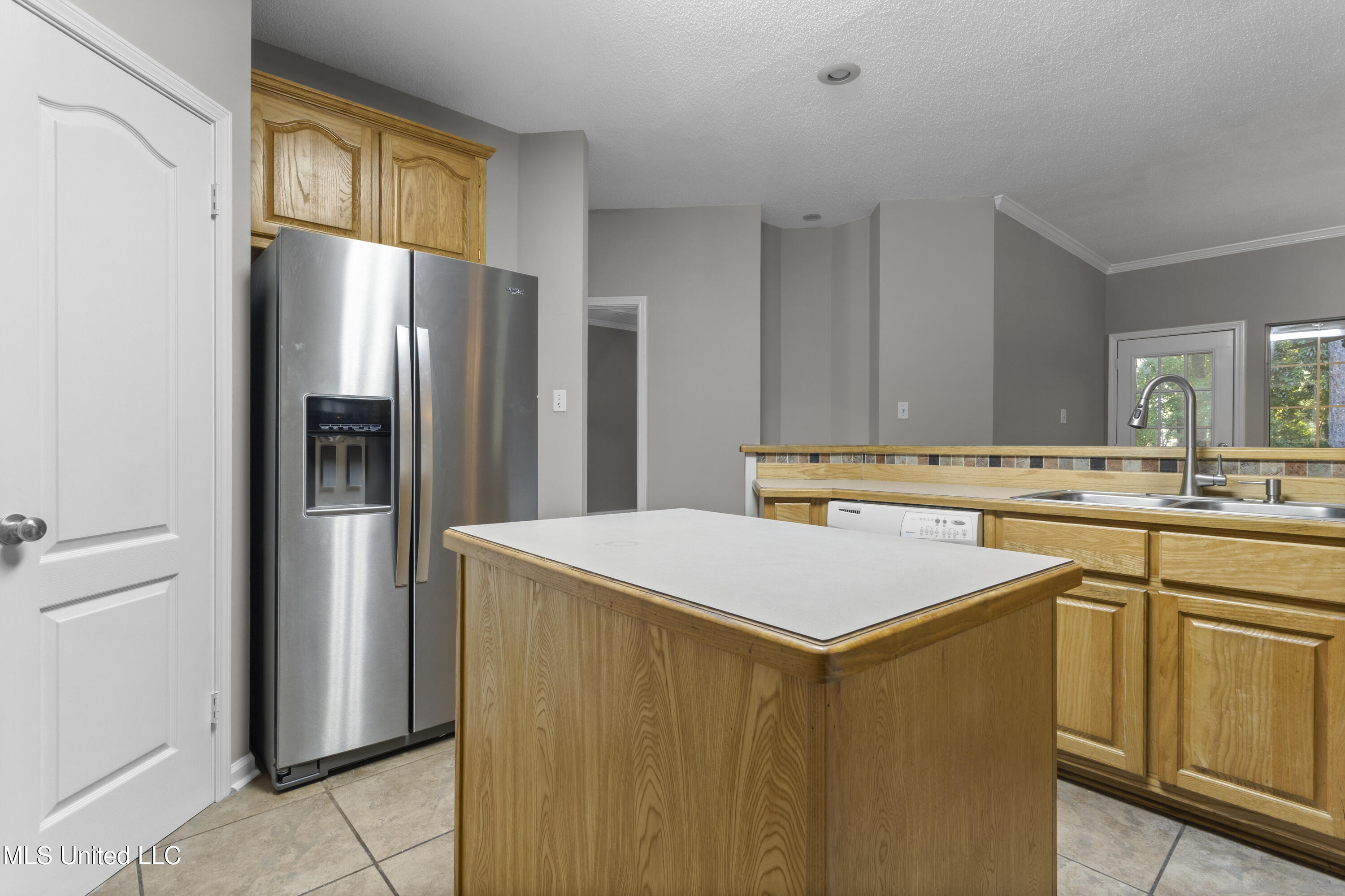 3009 Creekwood Circle