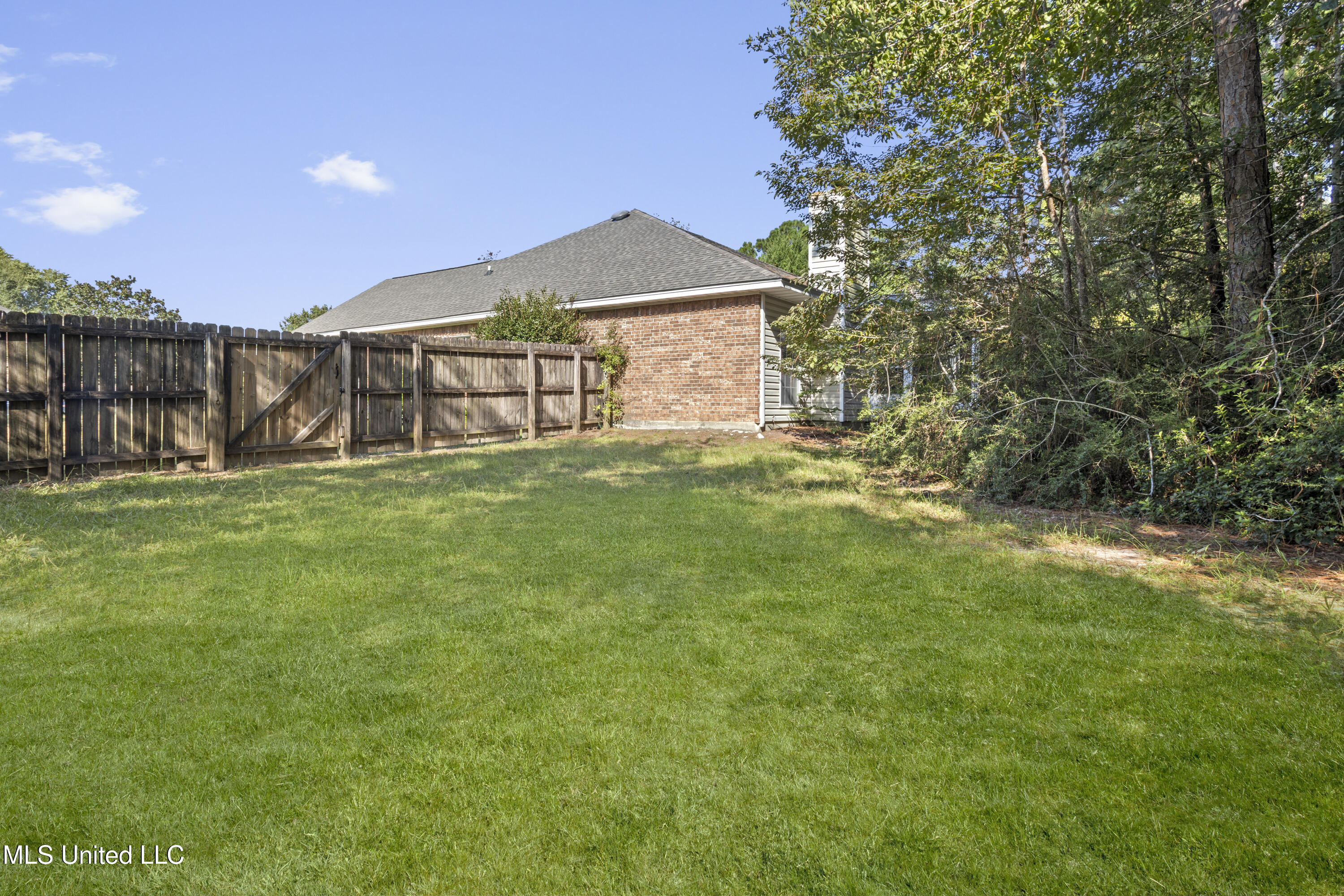 3009 Creekwood Circle