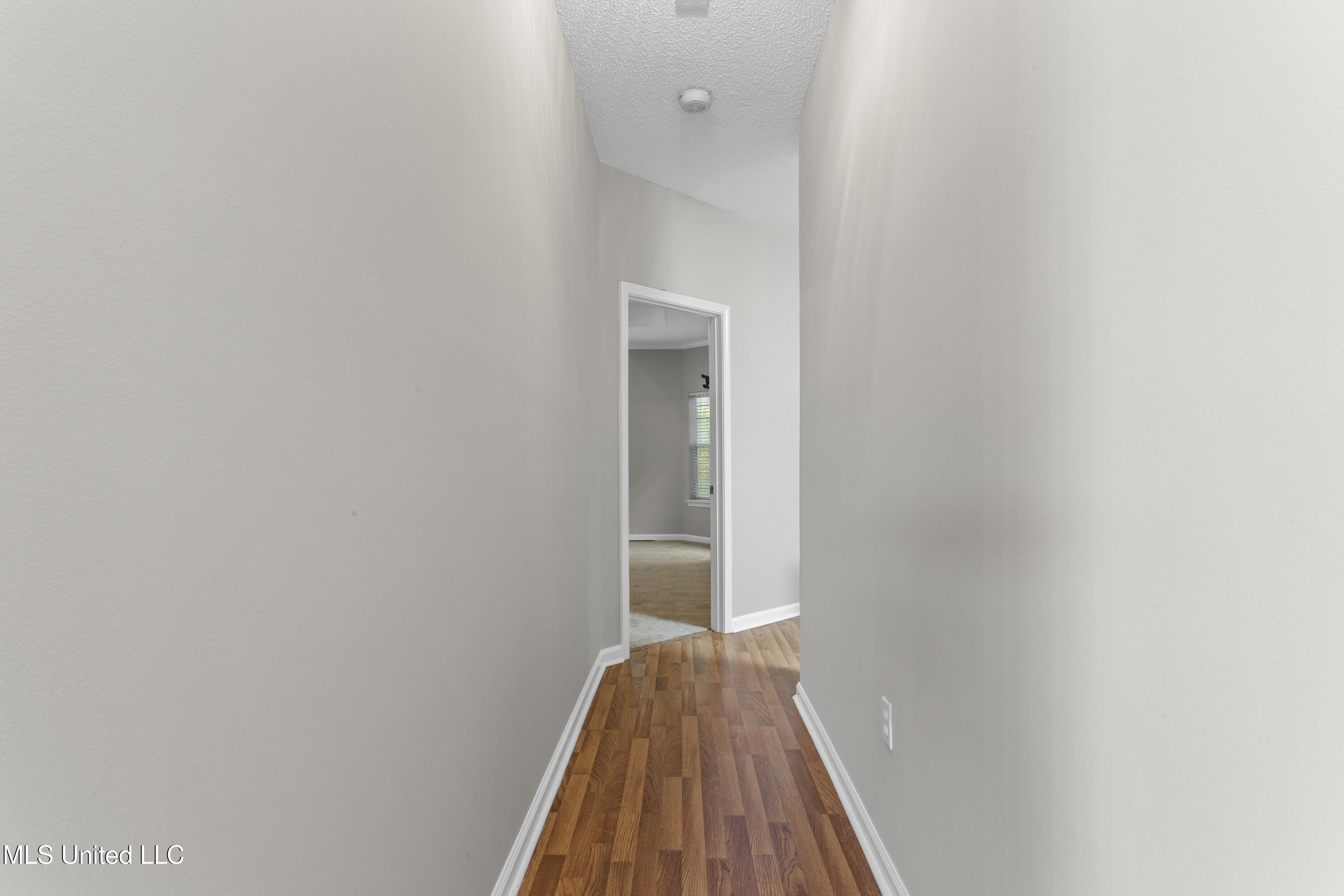 3009 Creekwood Circle