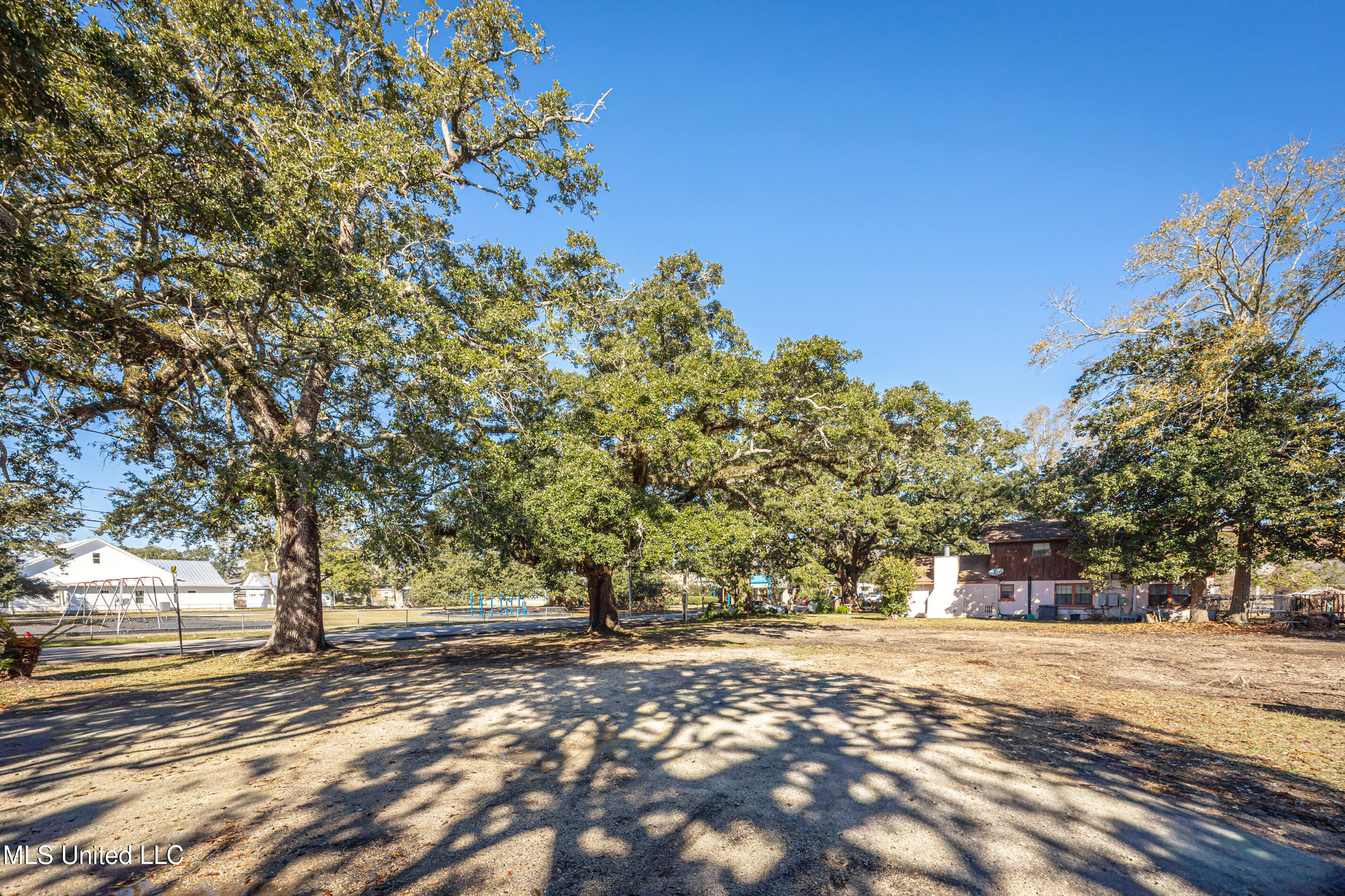 604 Magnolia Avenue