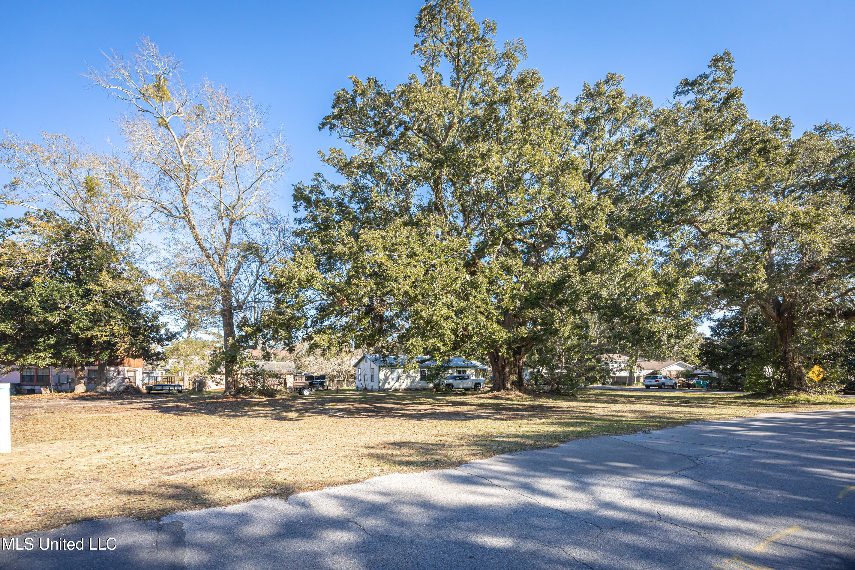 604 Magnolia Avenue