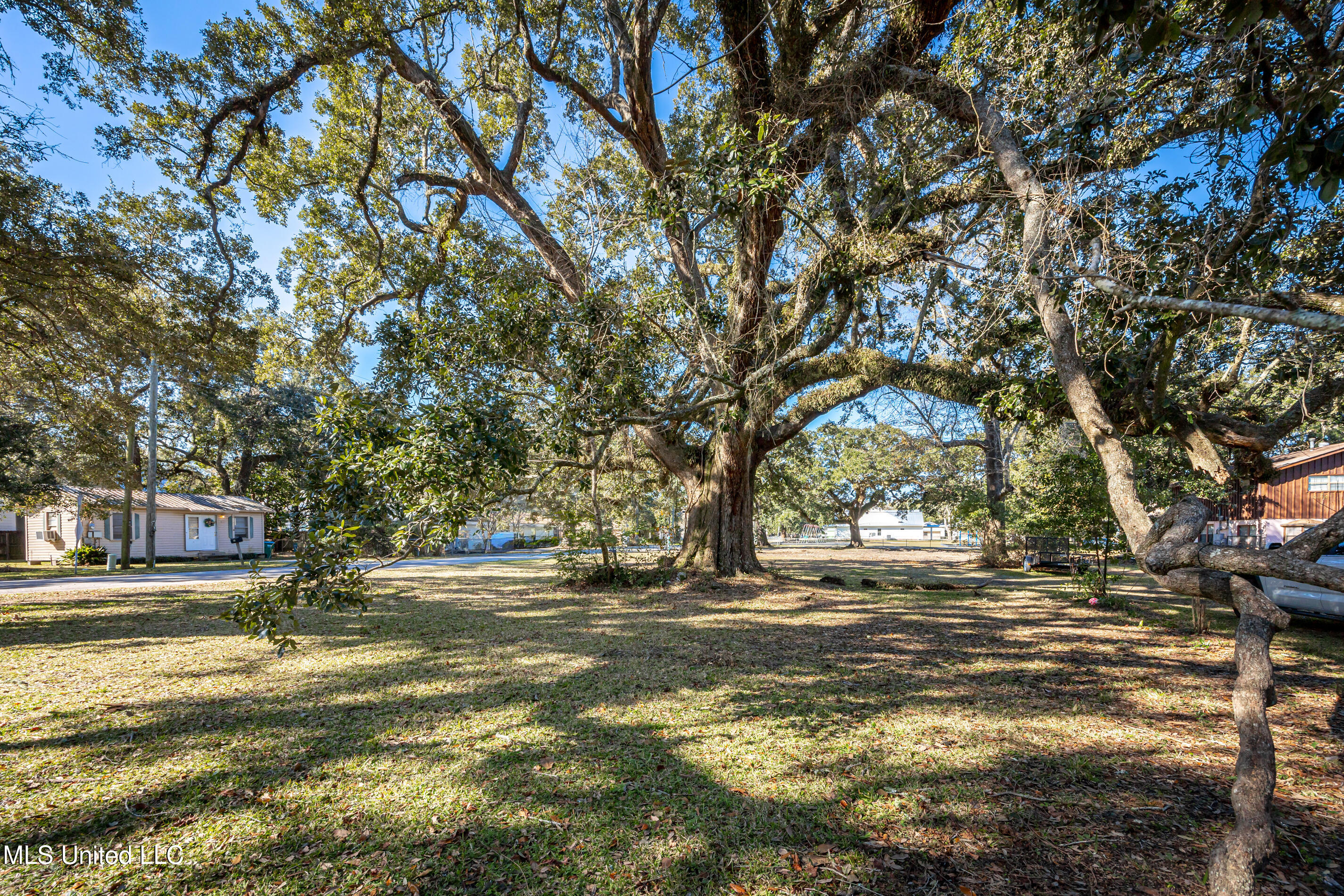 604 Magnolia Avenue