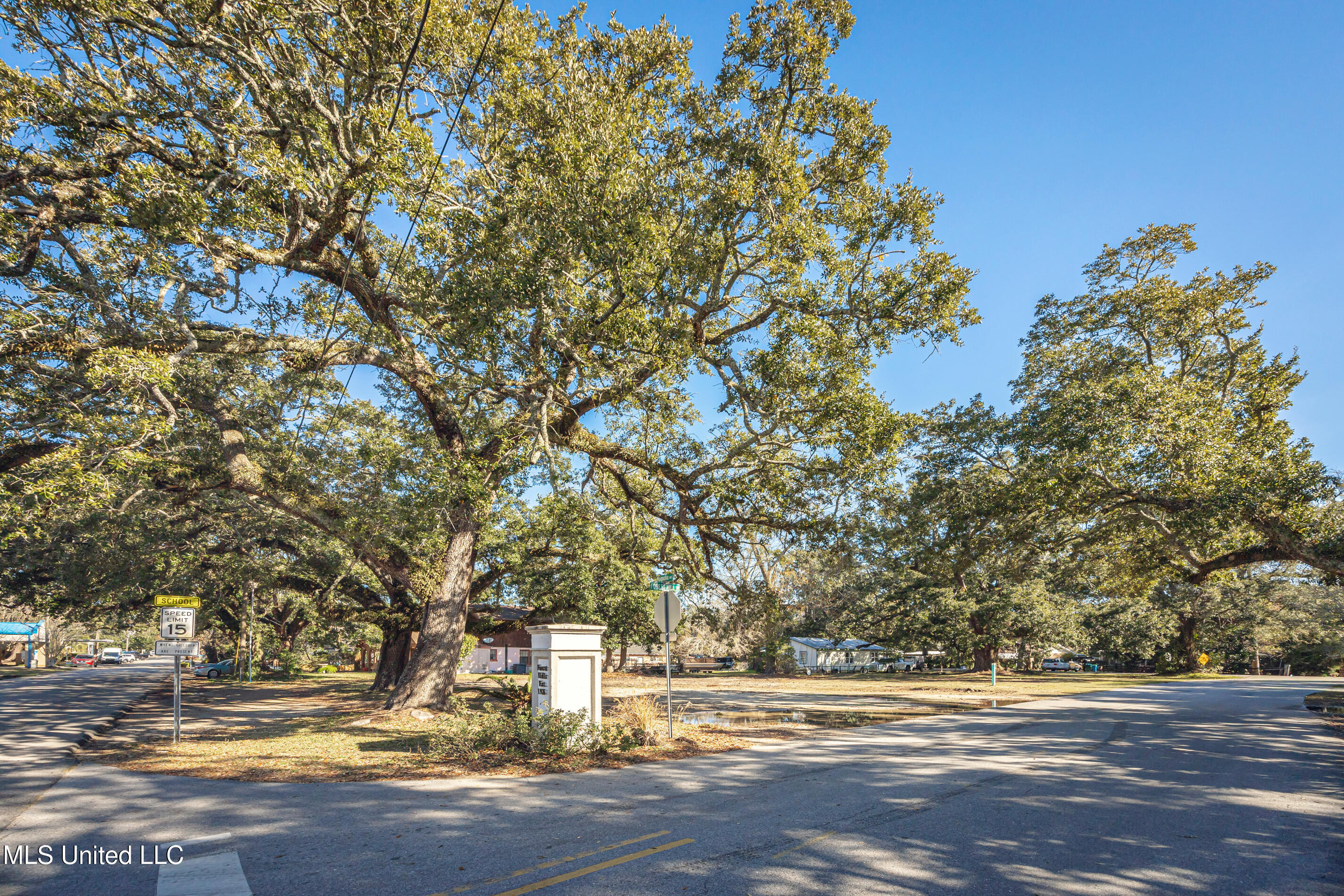 604 Magnolia Avenue